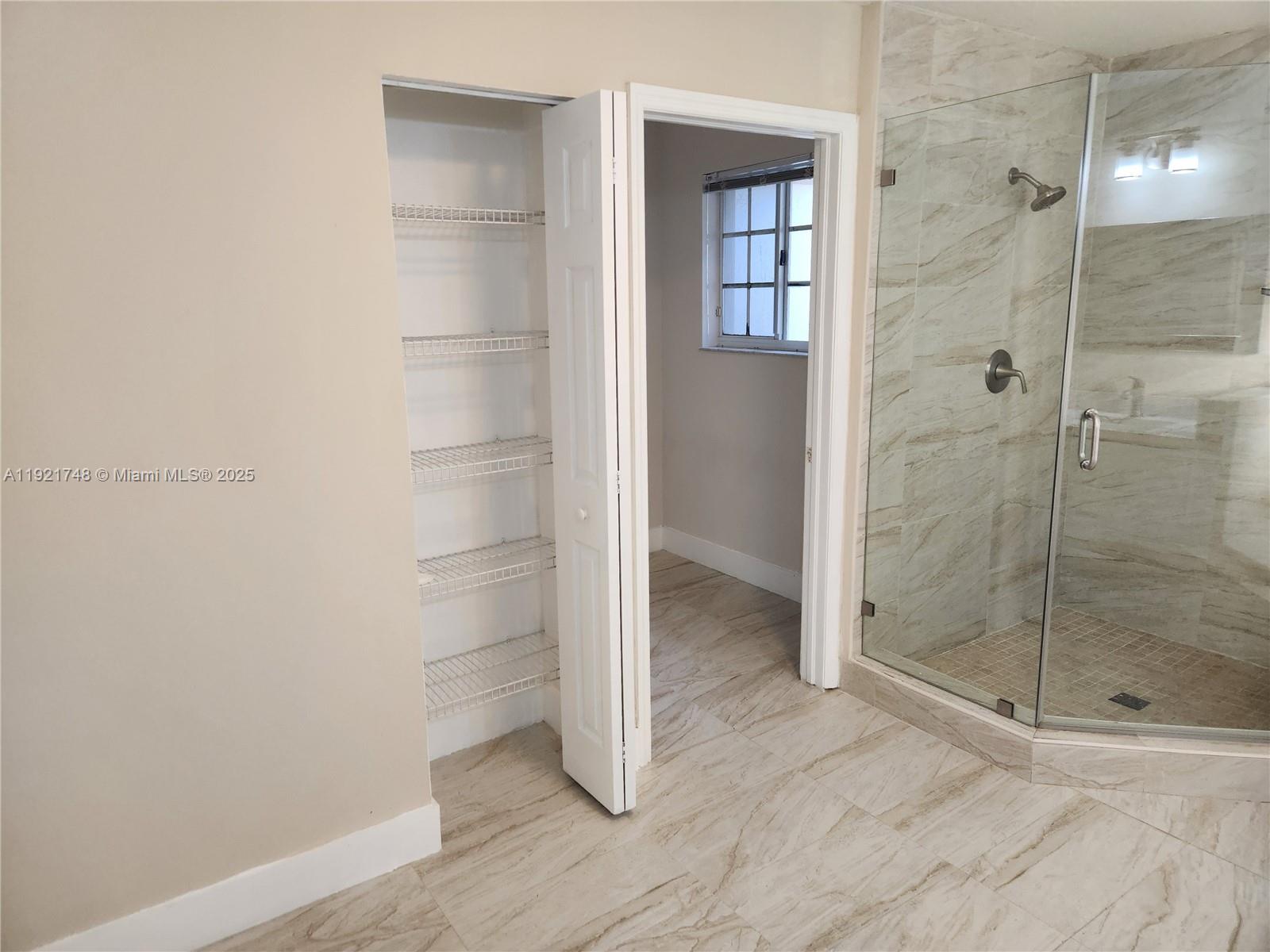 DORAL ISLES MARTINIQUE - Residential