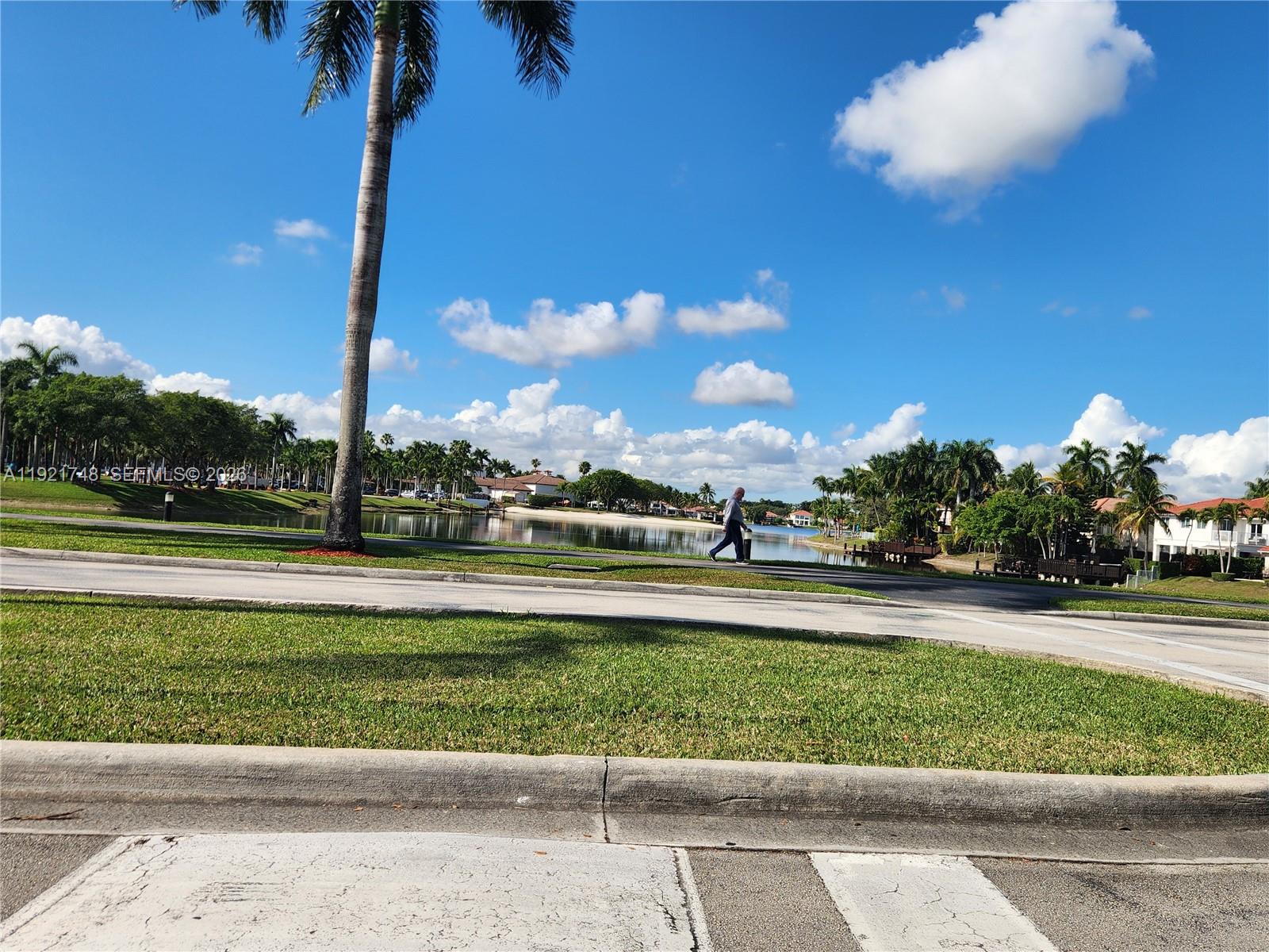 DORAL ISLES MARTINIQUE - Residential