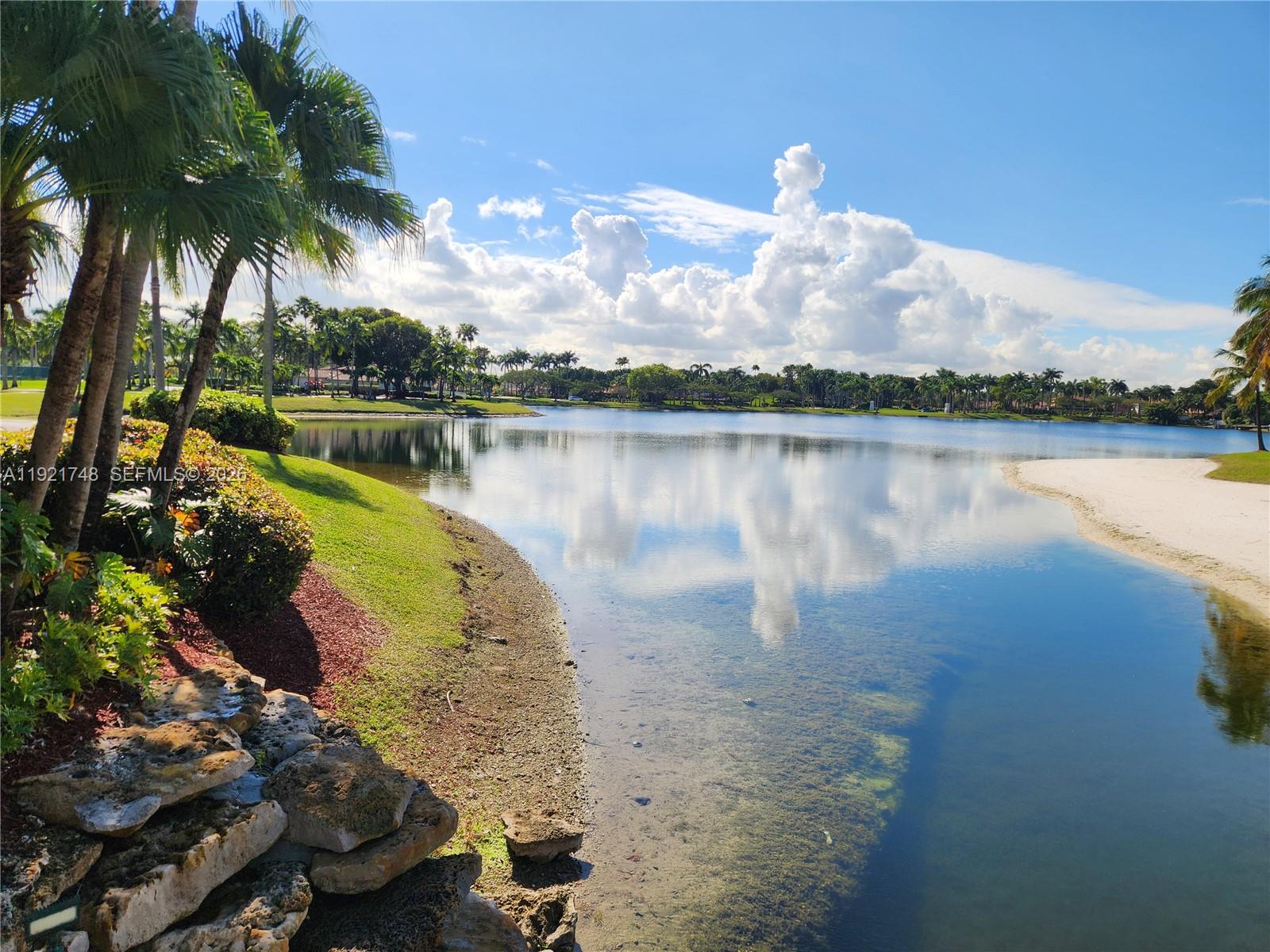 DORAL ISLES MARTINIQUE - Residential