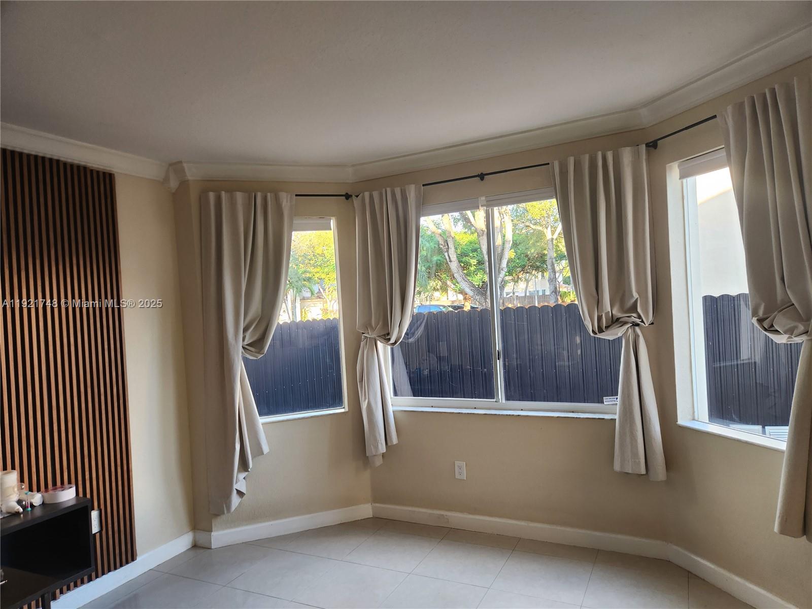 DORAL ISLES MARTINIQUE - Residential