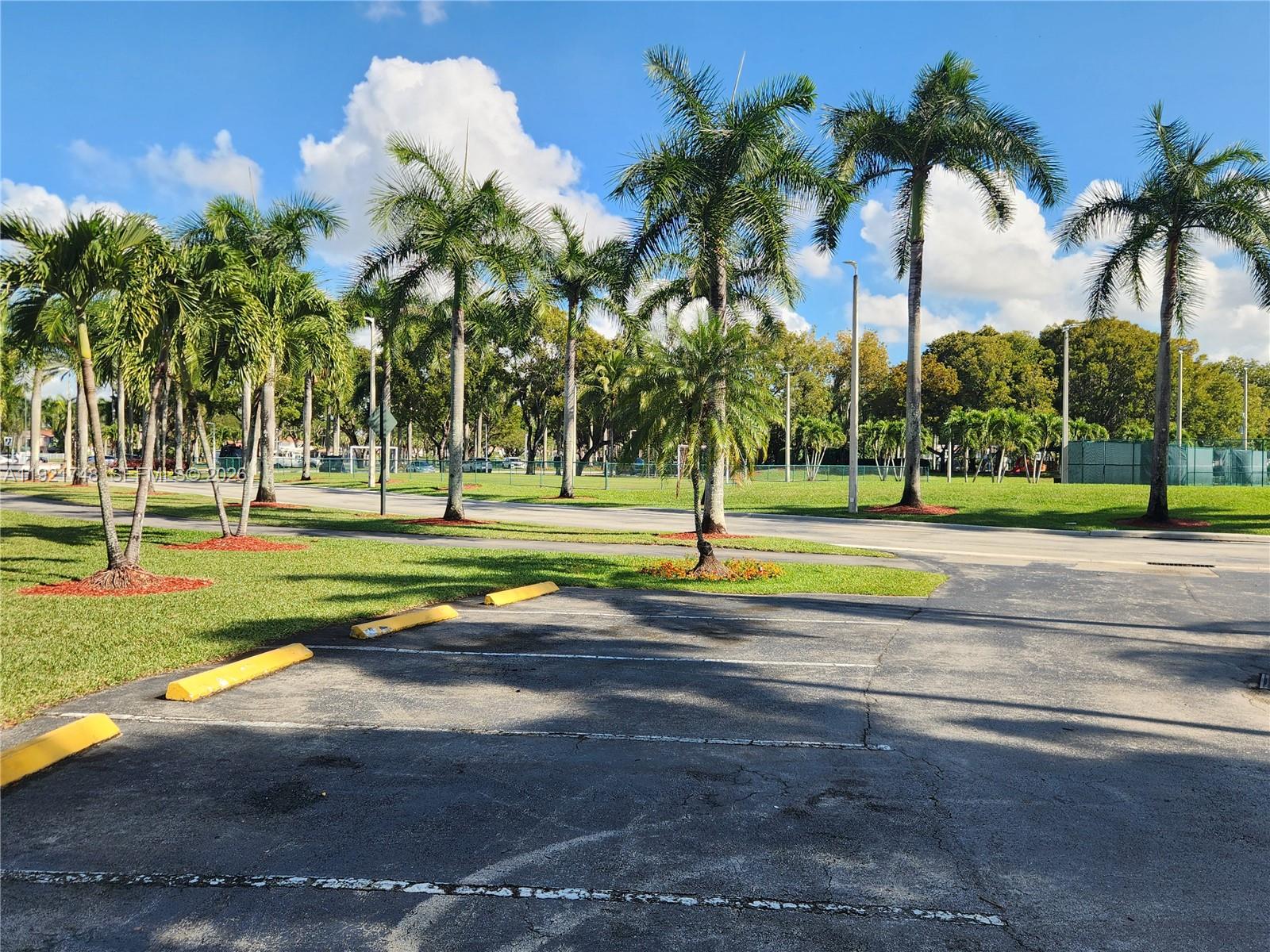 DORAL ISLES MARTINIQUE - Residential