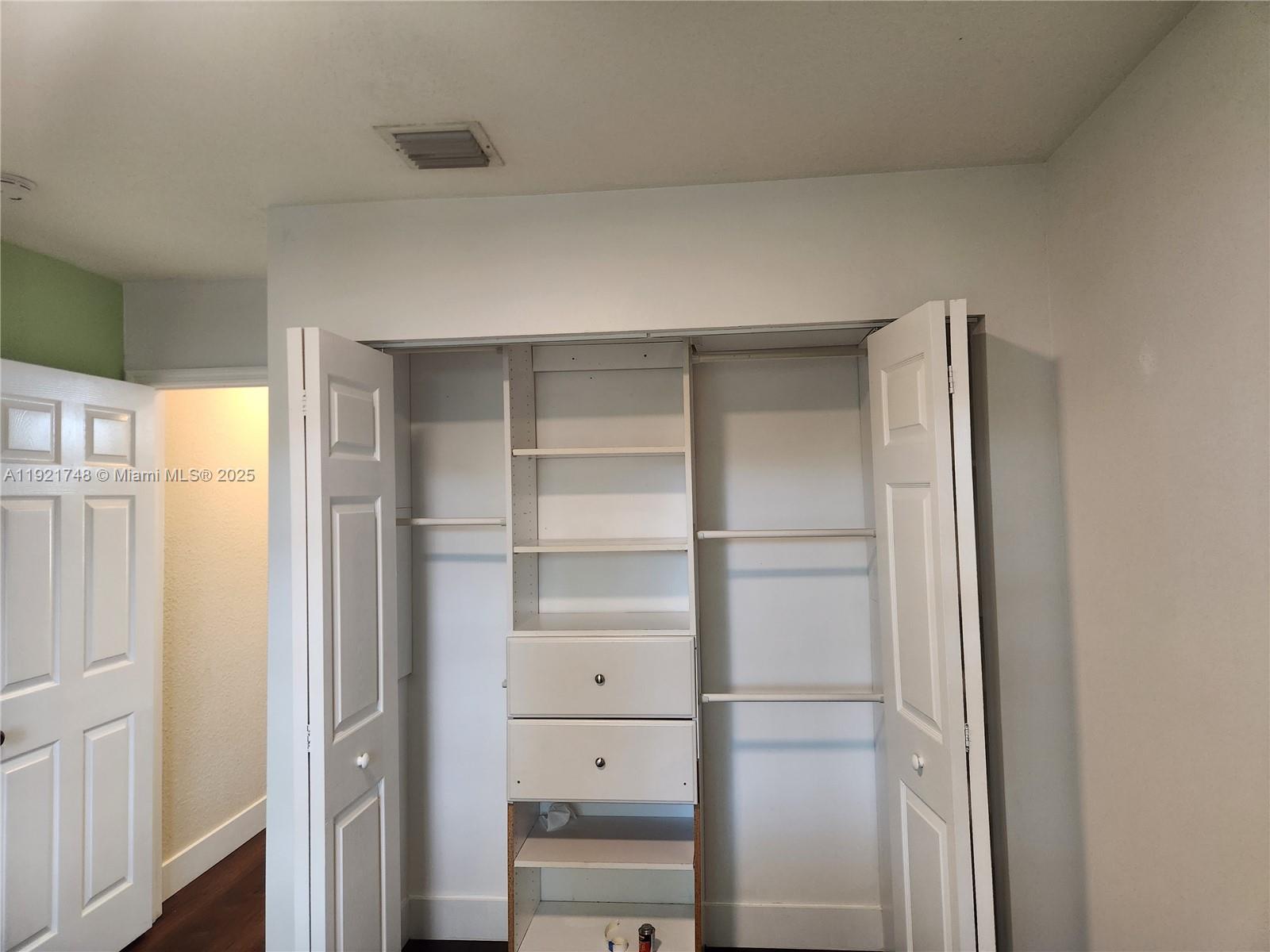 DORAL ISLES MARTINIQUE - Residential