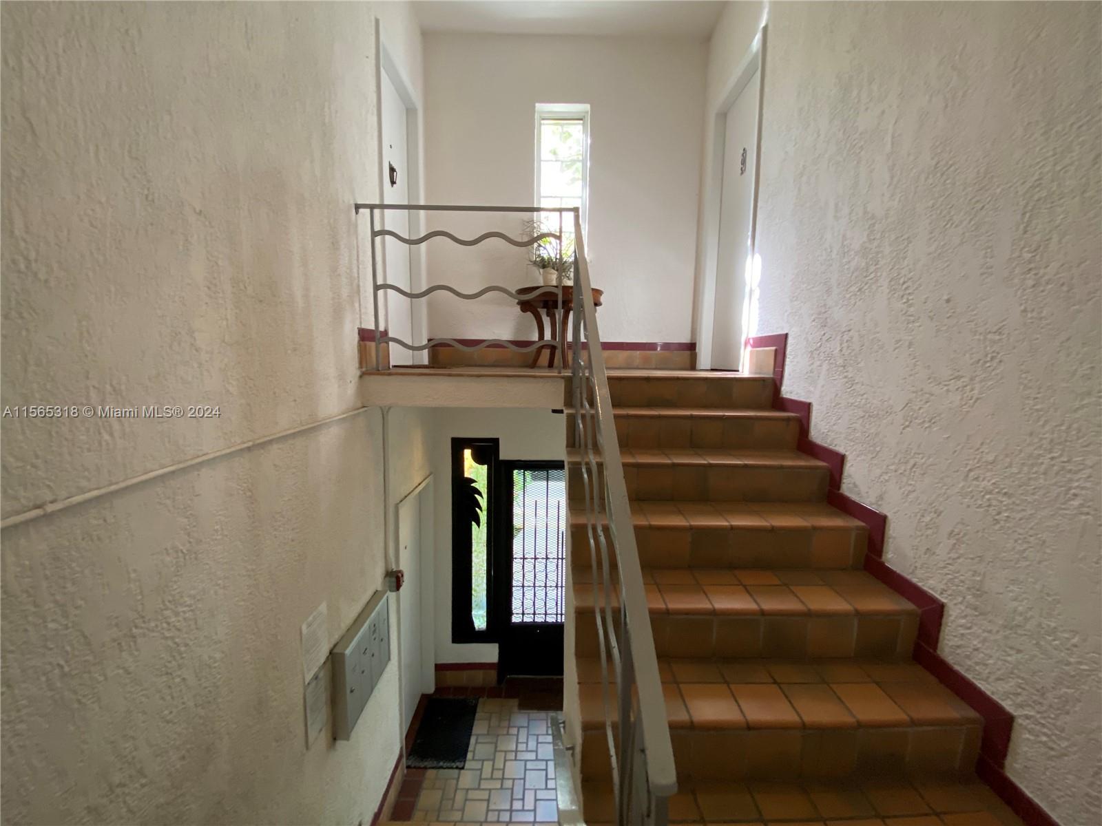 DON-BAR CONDO - Residential Lease