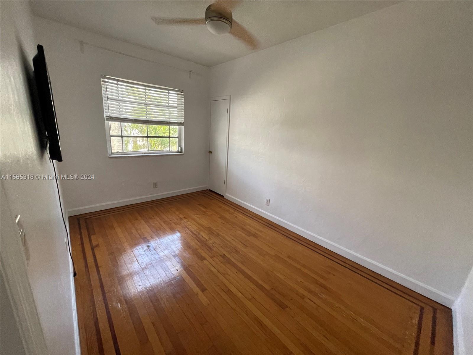 DON-BAR CONDO - Residential Lease