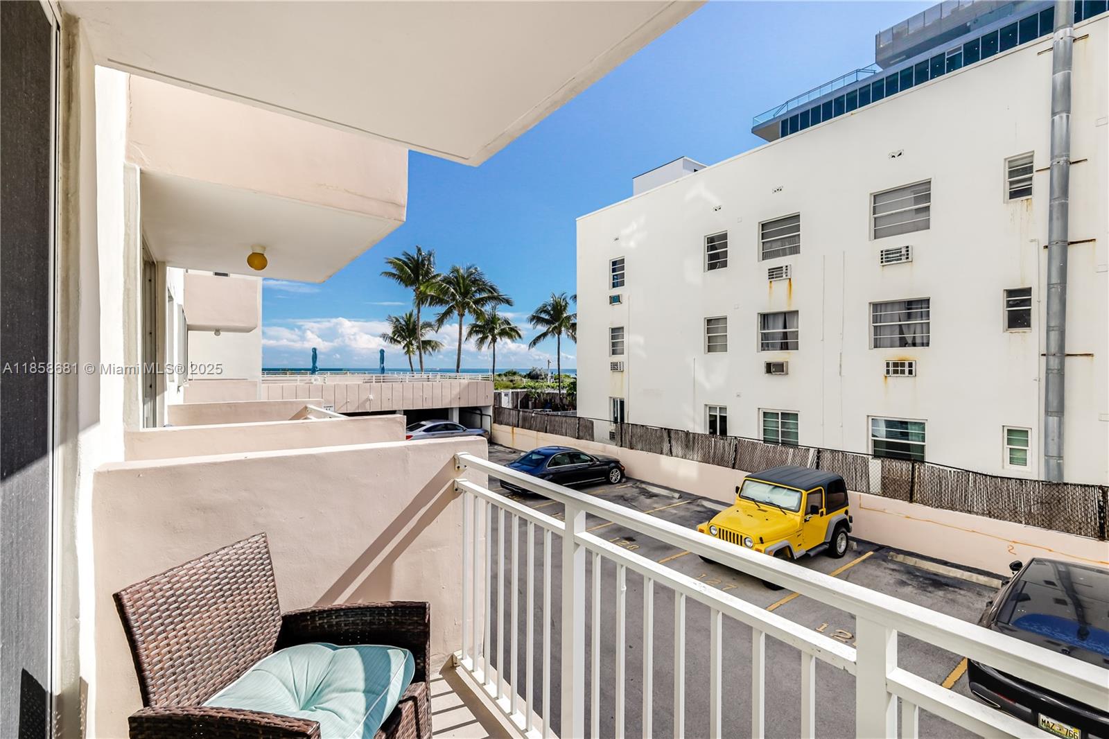345 Ocean Dr 211