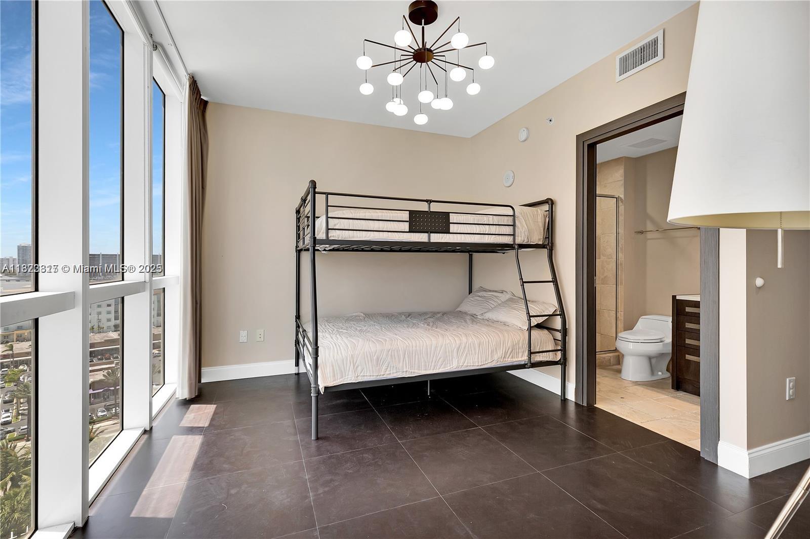 TRUMP ROYALE CONDO - Residential Lease