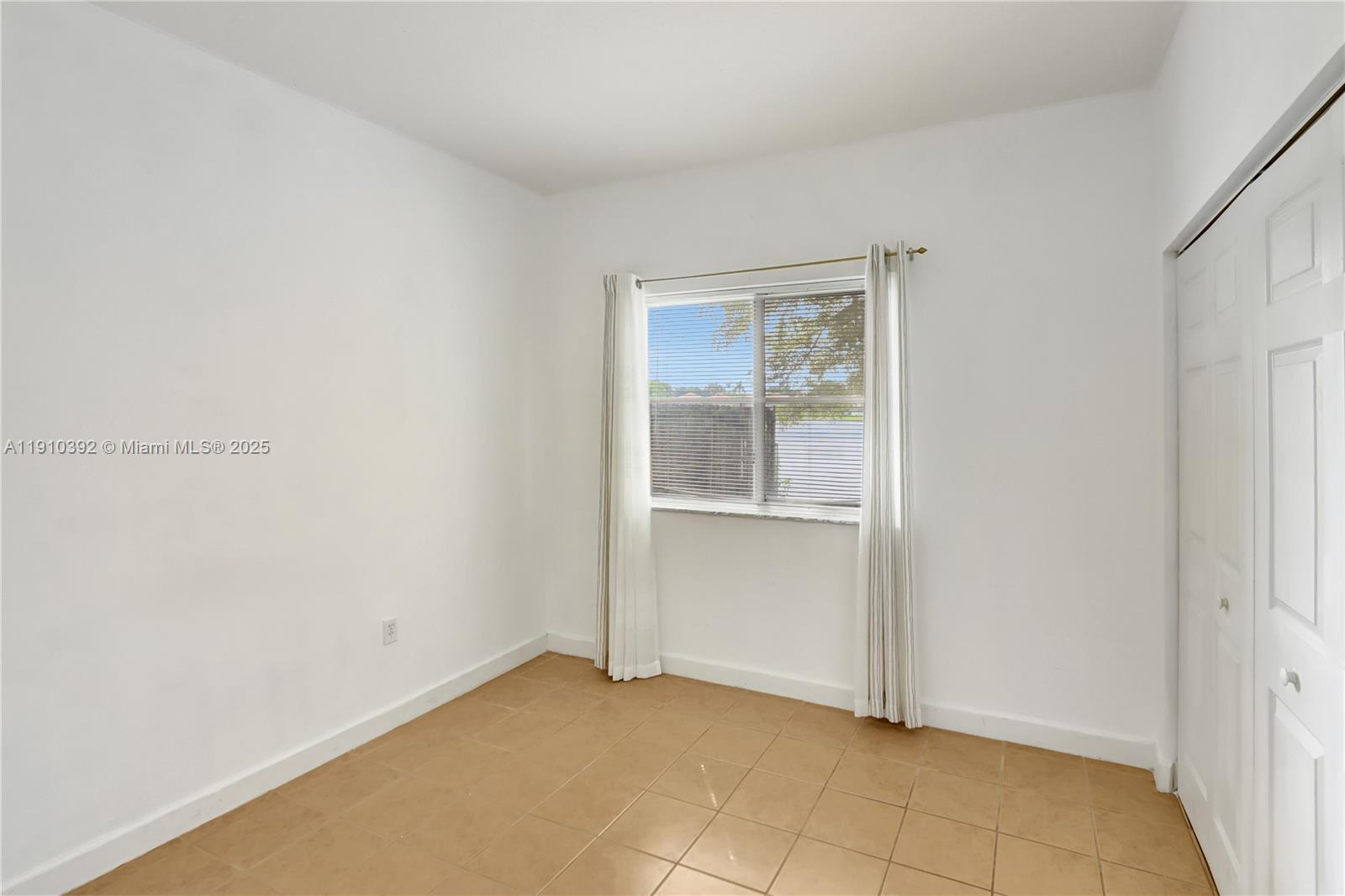 MARIANAS HOMES - Residential