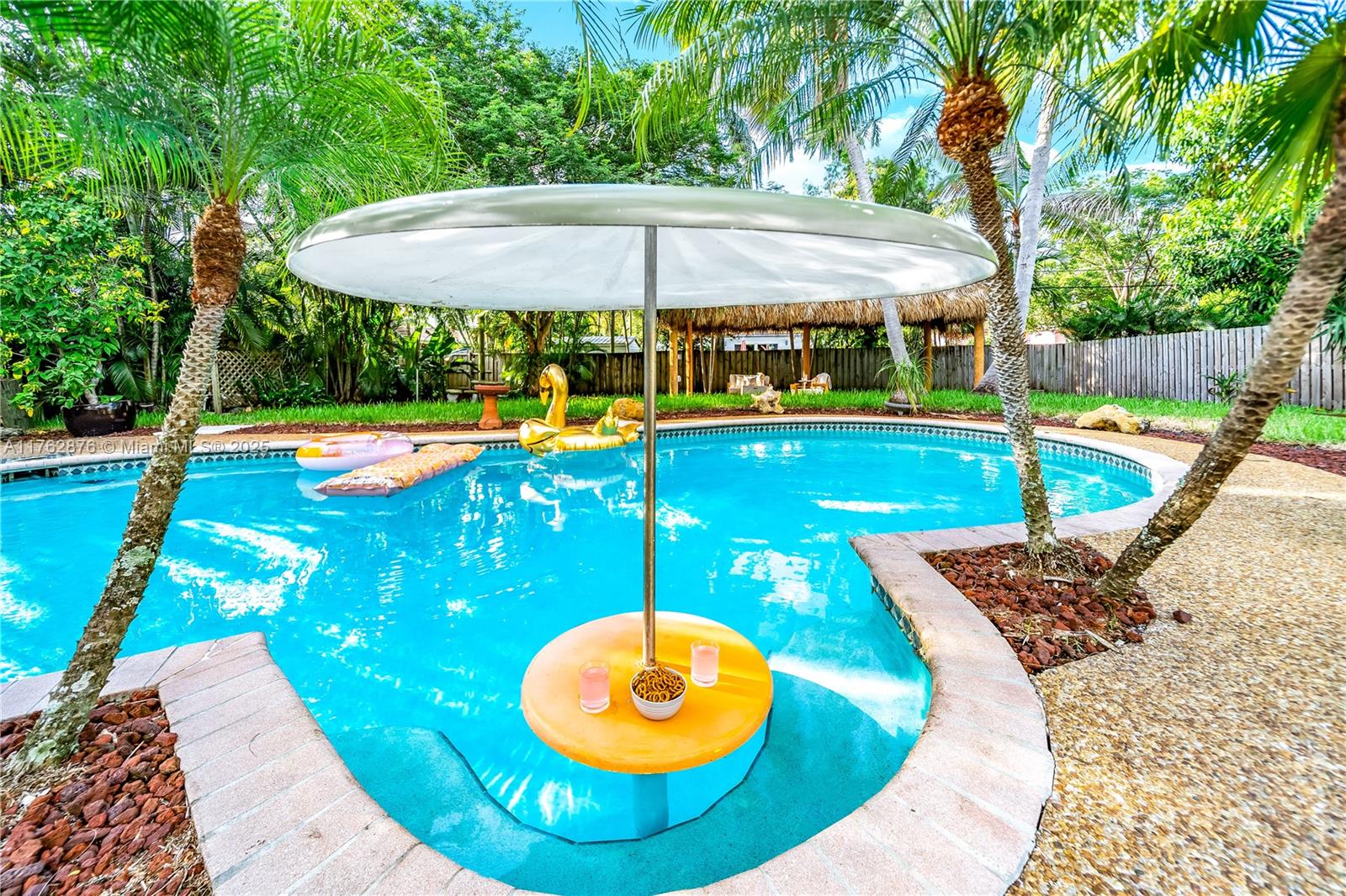 OAKLAND PARK SECOND ADD - Residential
