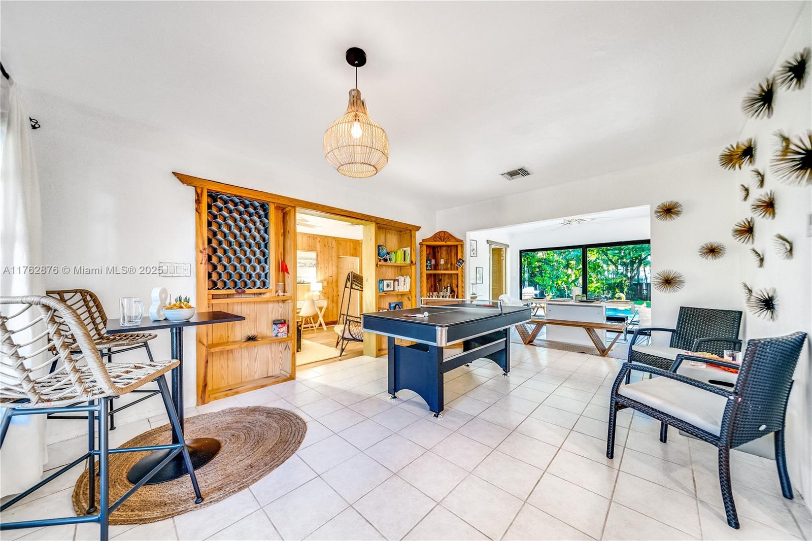 OAKLAND PARK SECOND ADD - Residential