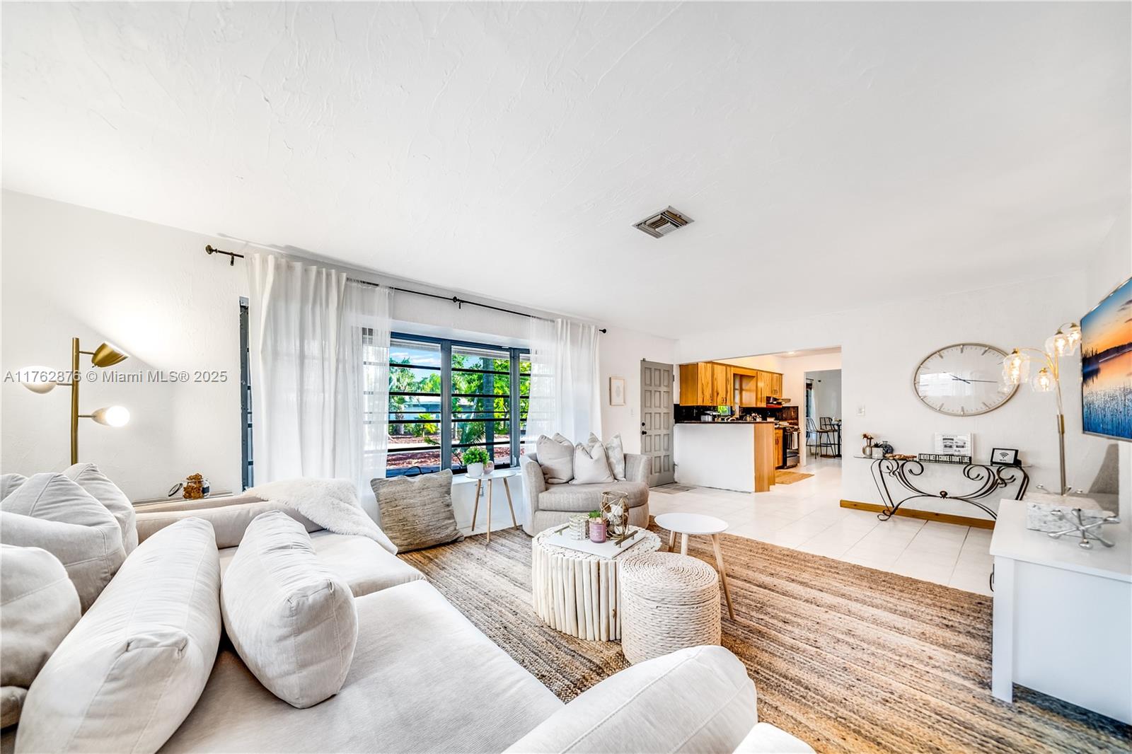 OAKLAND PARK SECOND ADD - Residential