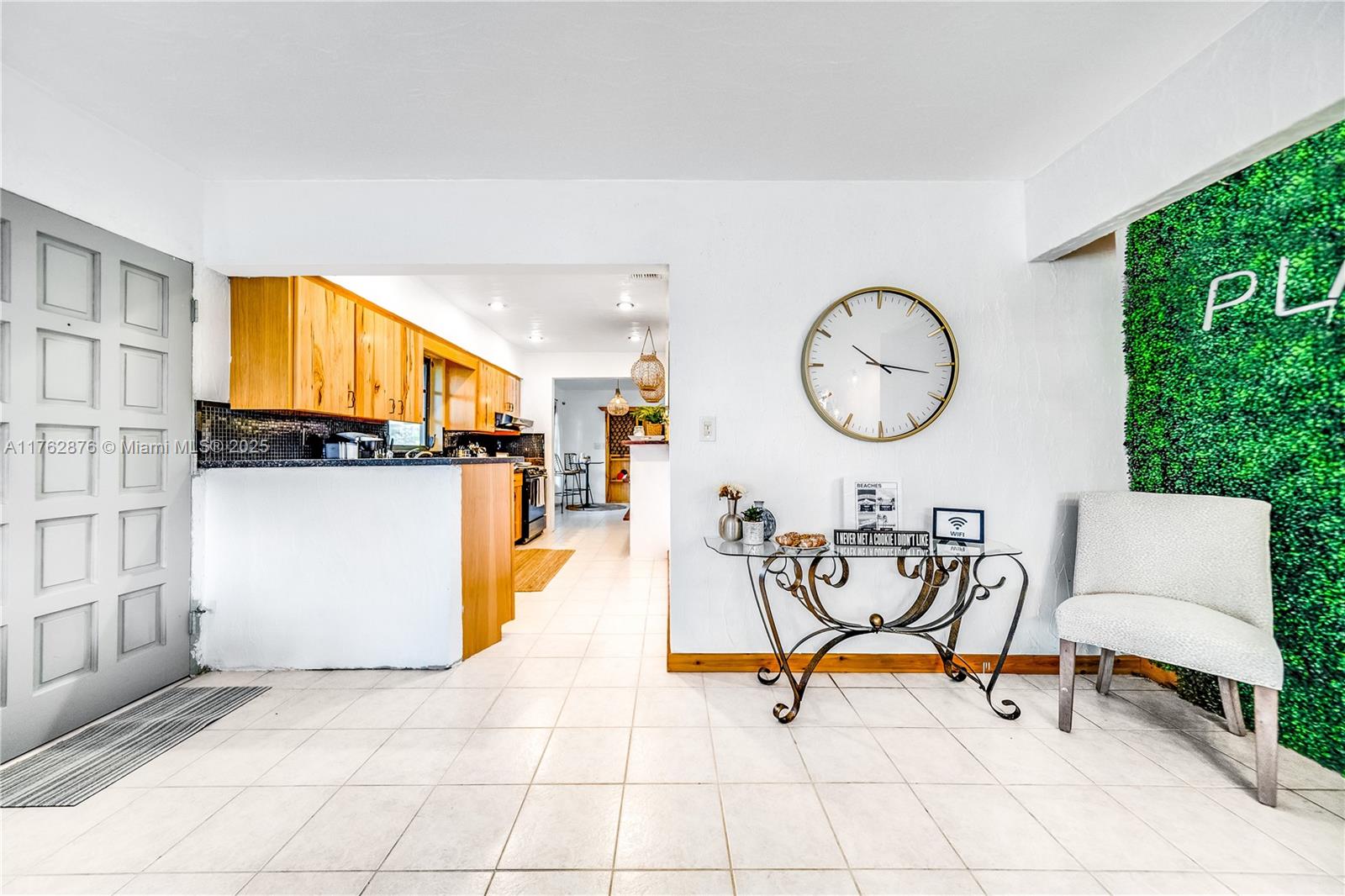 OAKLAND PARK SECOND ADD - Residential