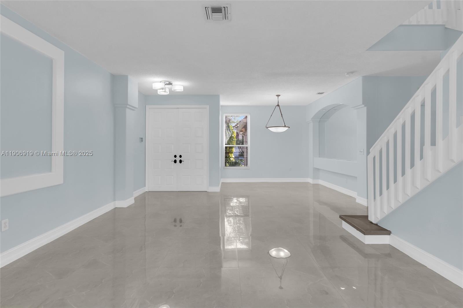 WYNDHAM LAKES NORTH - Residential