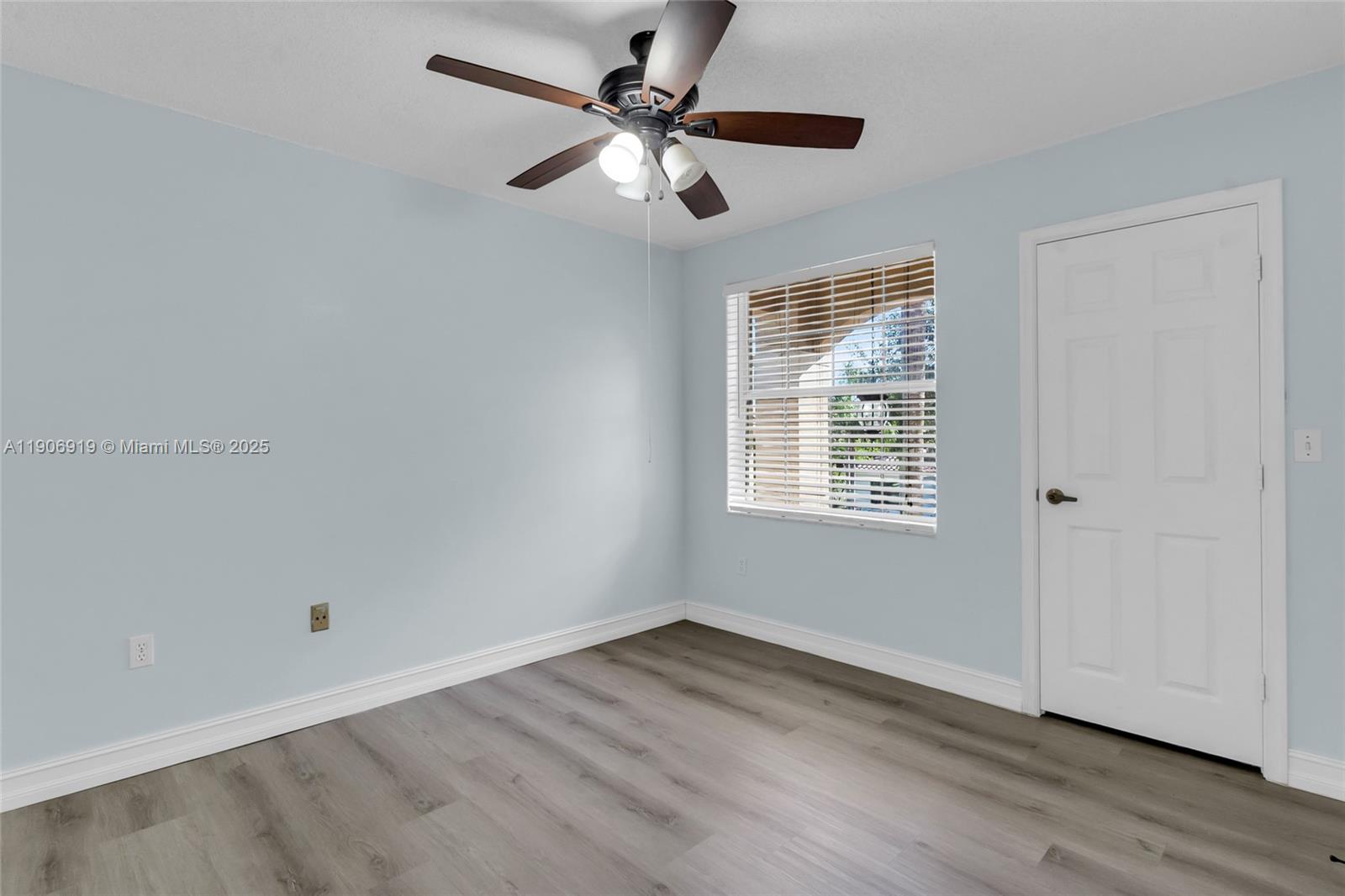 WYNDHAM LAKES NORTH - Residential