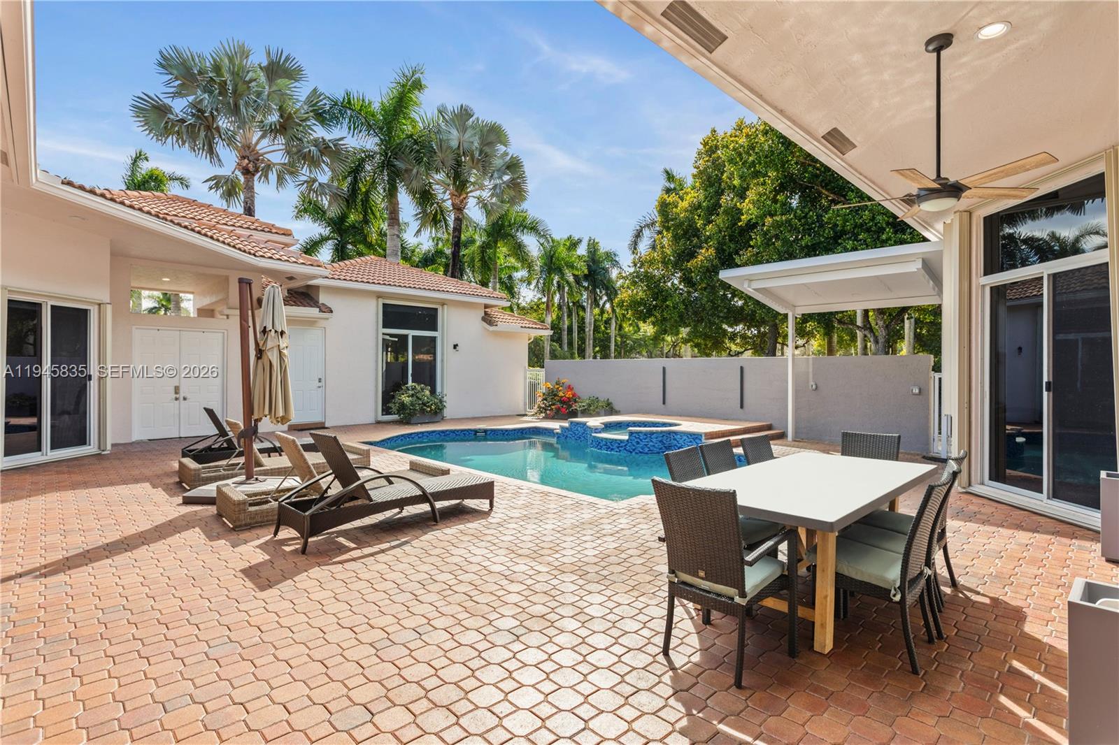 Victoria Isle - Residential