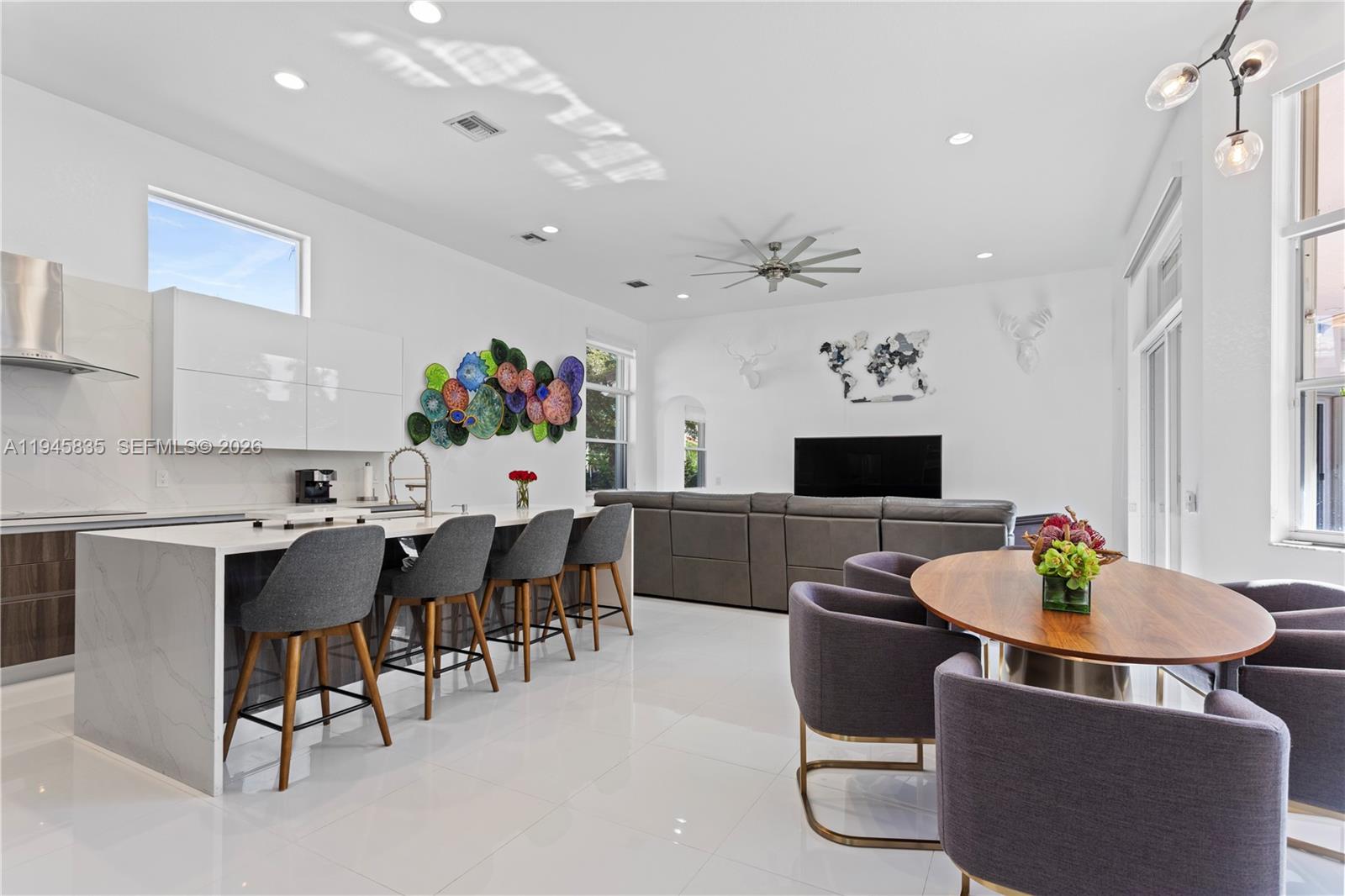 1499 Victoria Isle Dr