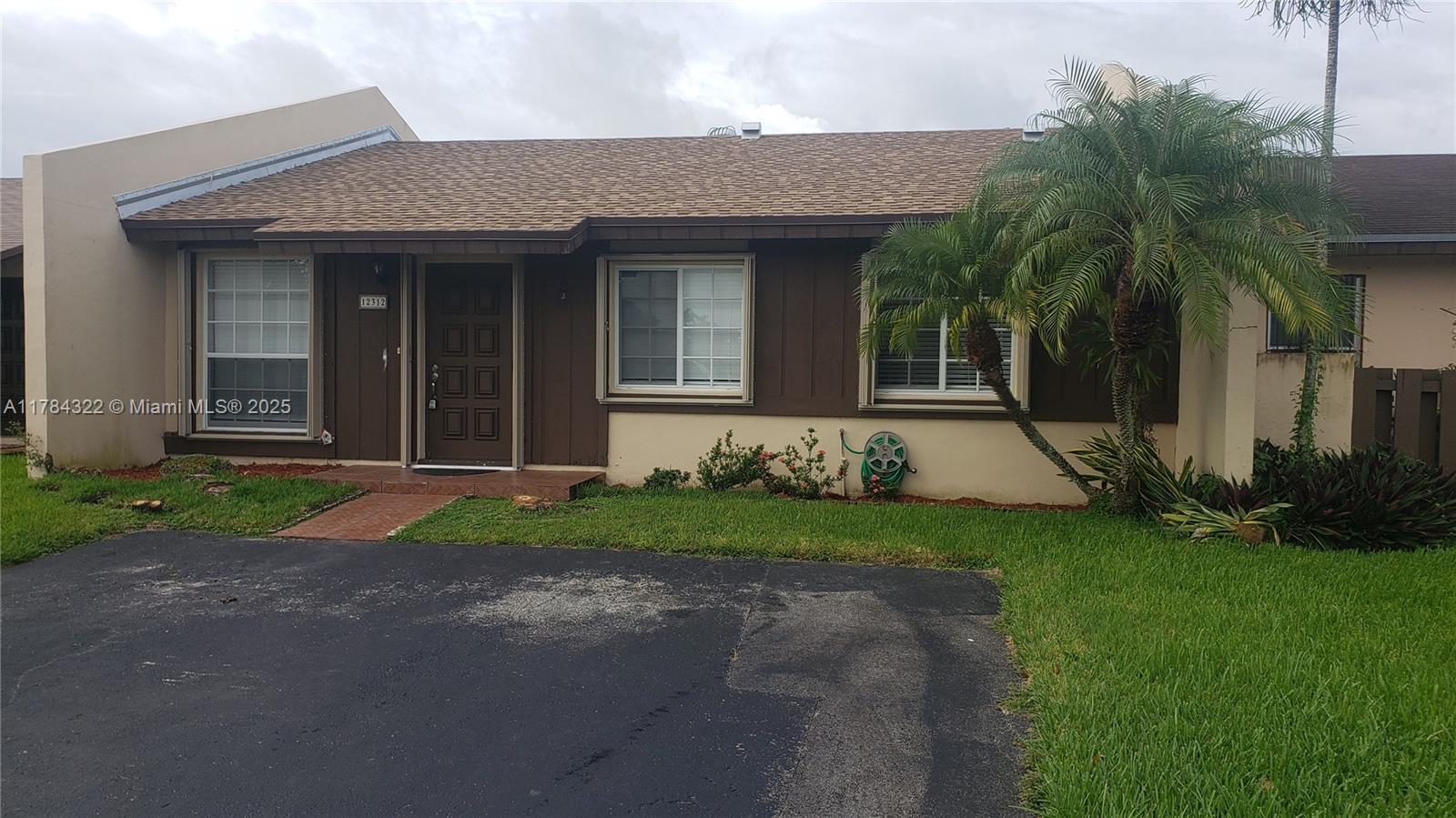 12312 Sw 111th S Canal Street Rd, Miami, Broward County, Florida - 3 Bedrooms  
2 Bathrooms - 