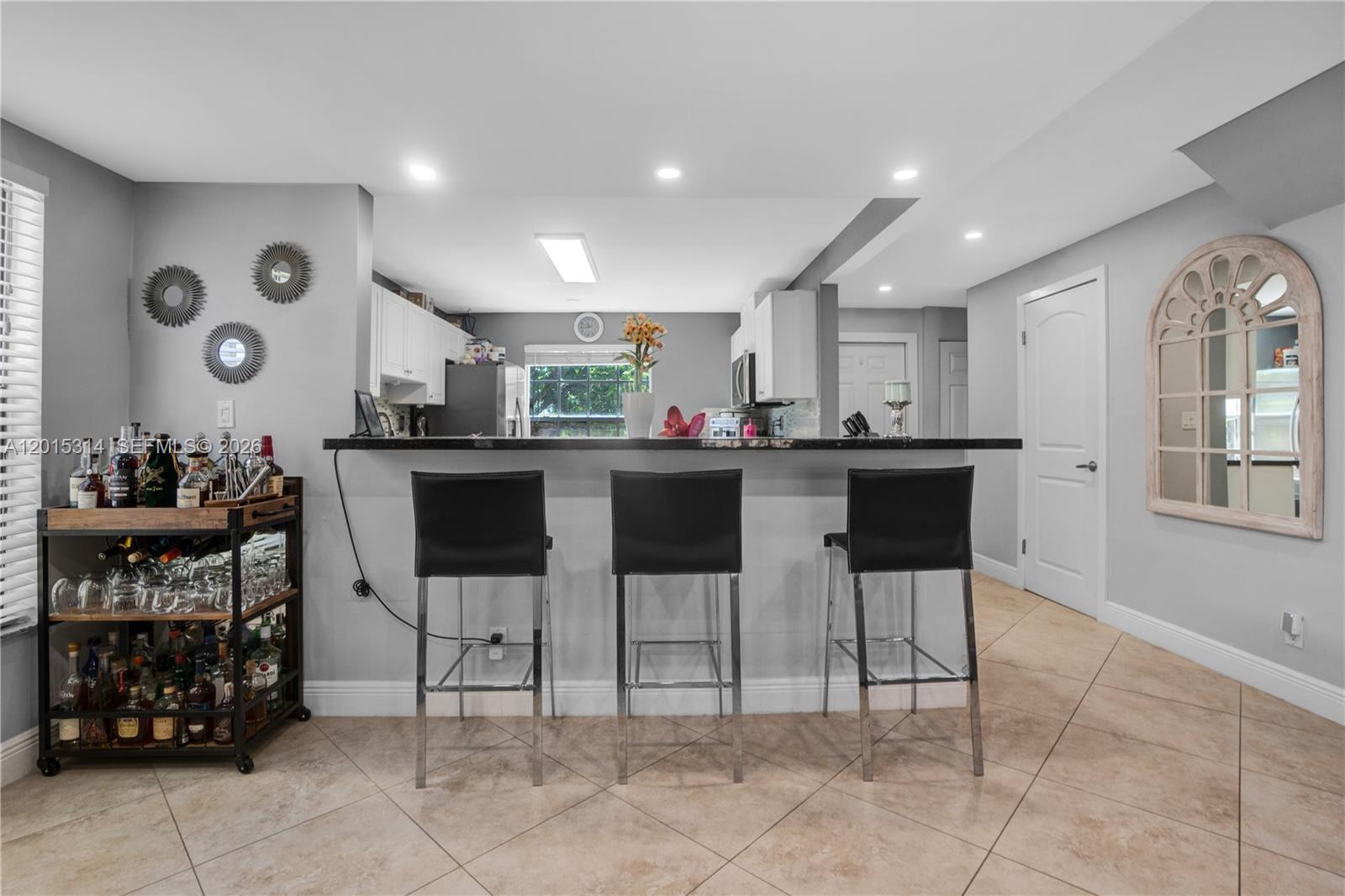 NOVA NORTH CONDOMINIUM 1 - Residential