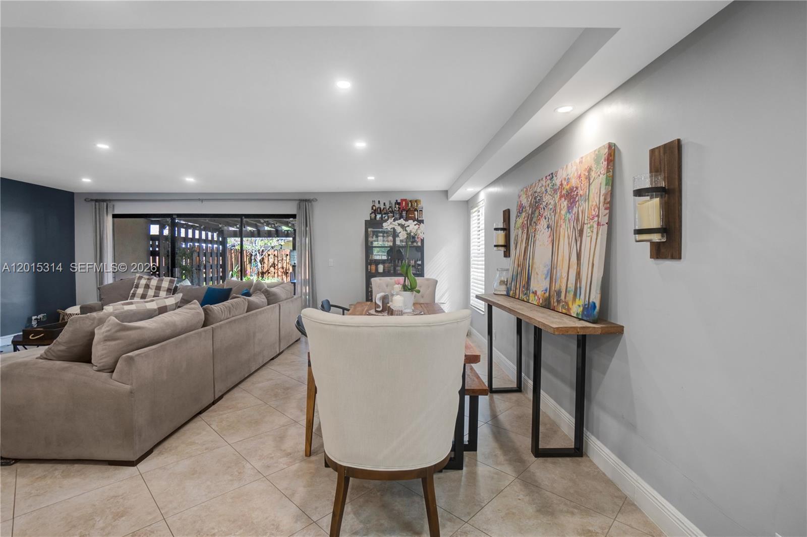 NOVA NORTH CONDOMINIUM 1 - Residential