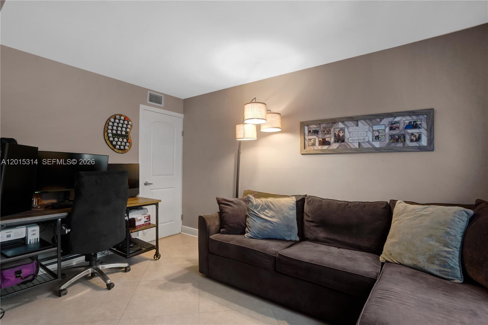 NOVA NORTH CONDOMINIUM 1 - Residential