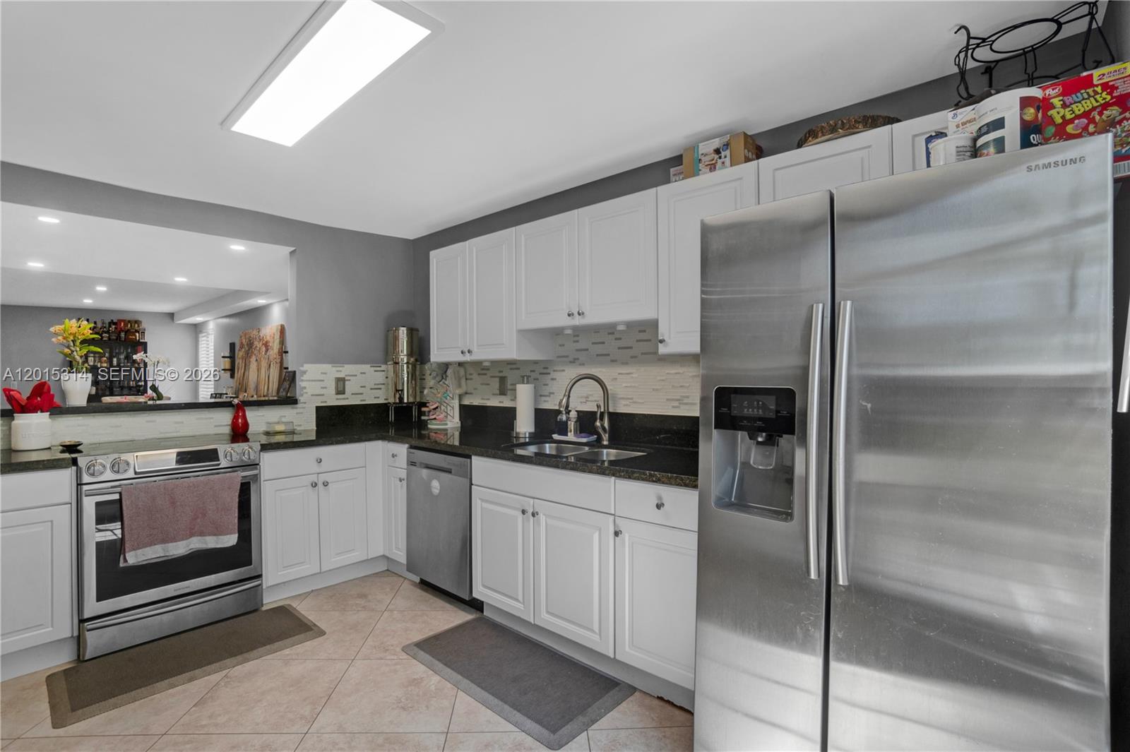 NOVA NORTH CONDOMINIUM 1 - Residential