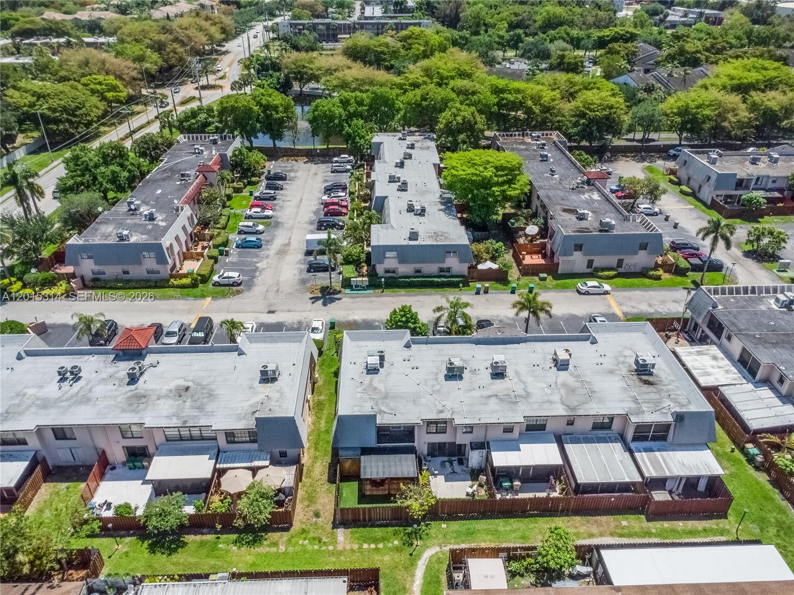 NOVA NORTH CONDOMINIUM 1 - Residential