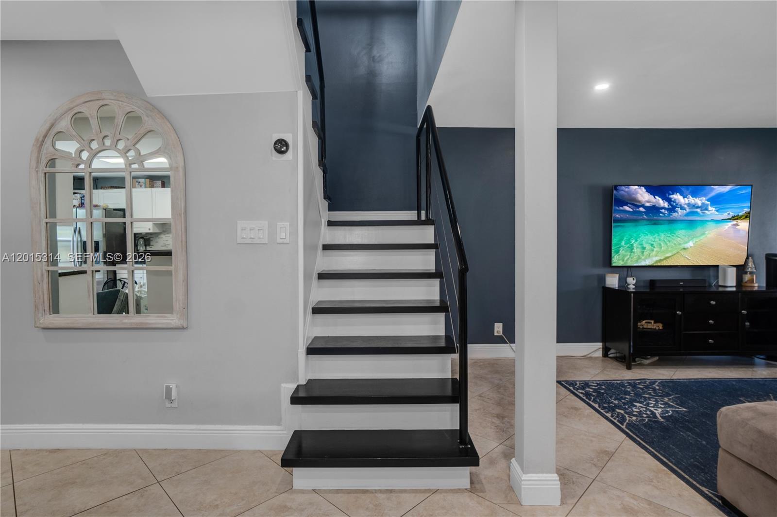 NOVA NORTH CONDOMINIUM 1 - Residential