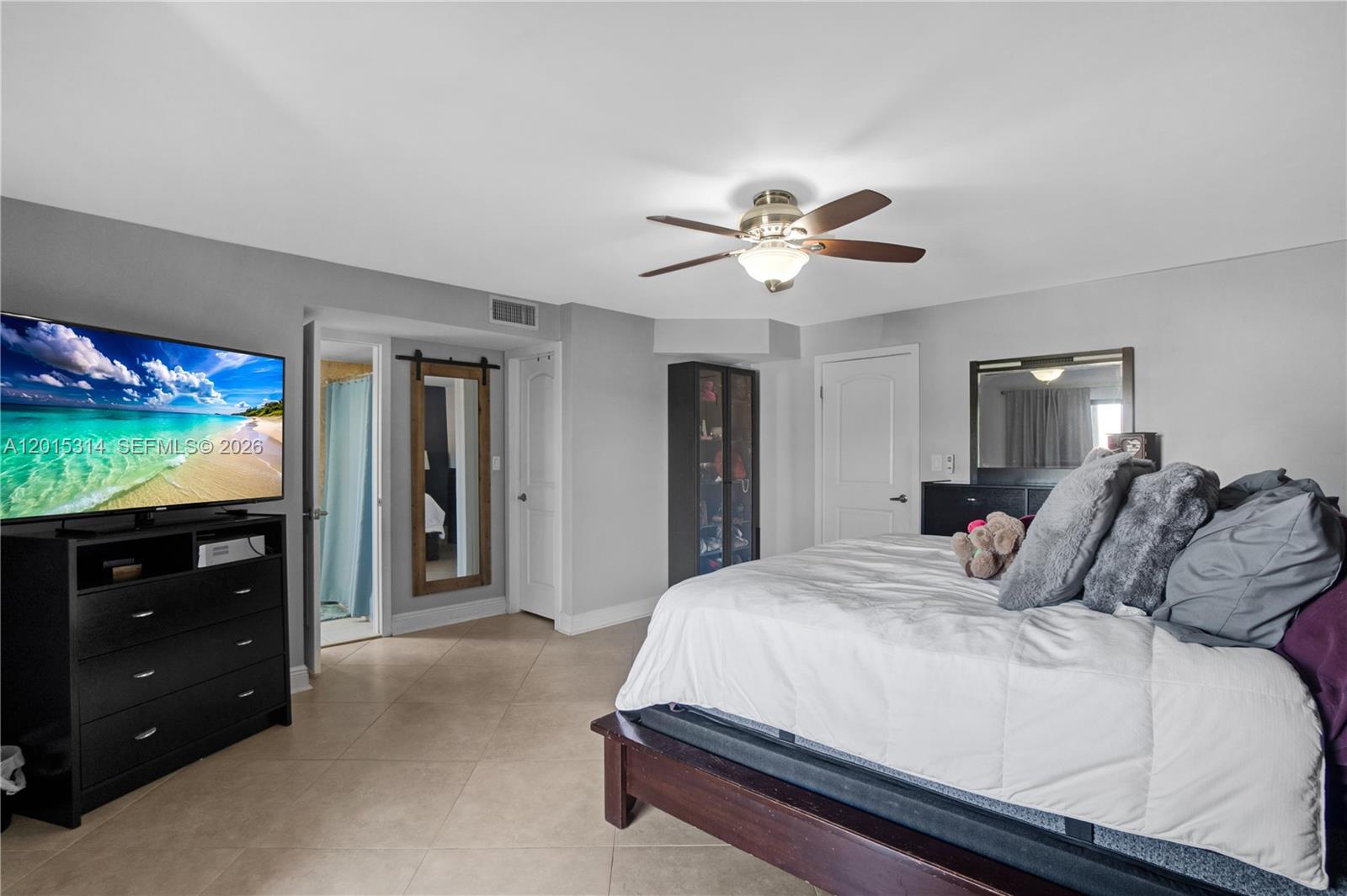 NOVA NORTH CONDOMINIUM 1 - Residential