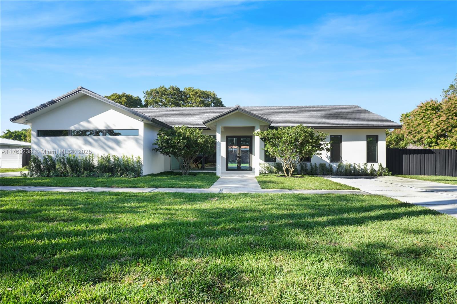 Property for Sale at 8765 Sw 175th St, Palmetto Bay, Miami-Dade County, Florida - Bedrooms: 5 
Bathrooms: 4  - $1,995,000