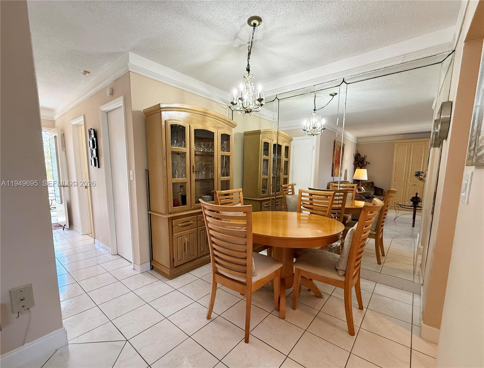 MAR-LEN GARDENS NO 12 COR - Residential