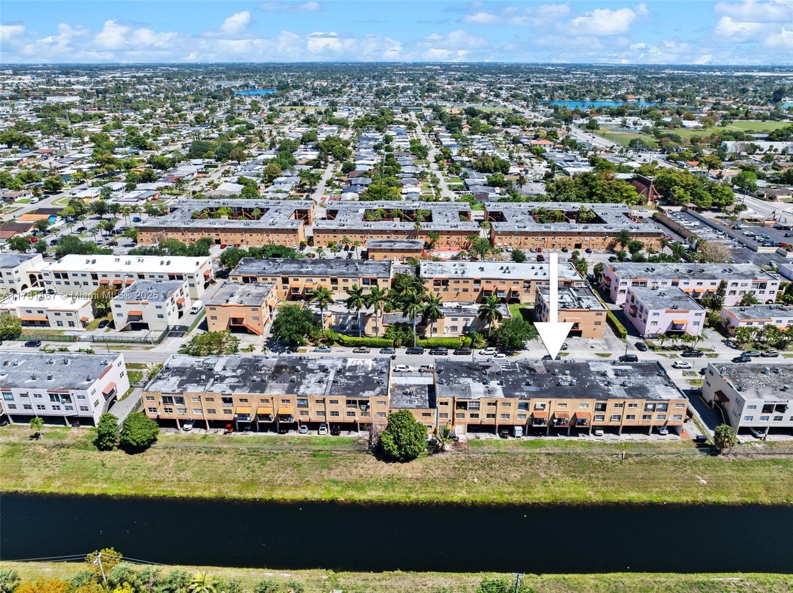 WESTLAND PLAZA GARDENS CO - Residential