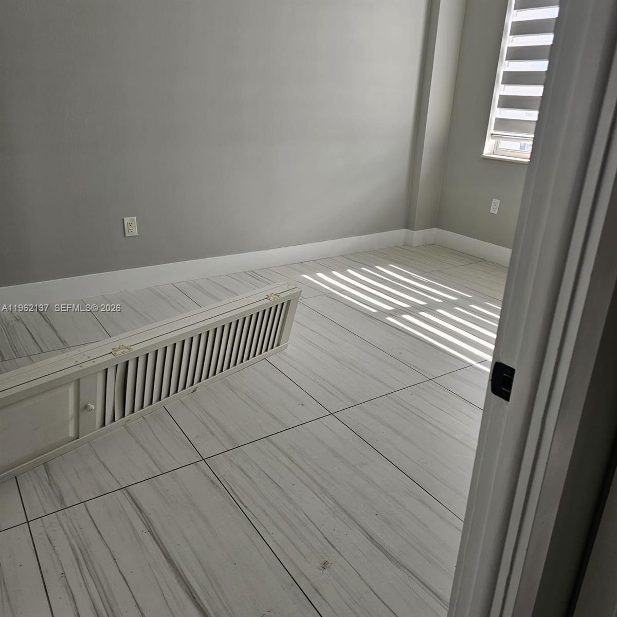 PARKWAY TOWERS BLDG 1 CON - Residential