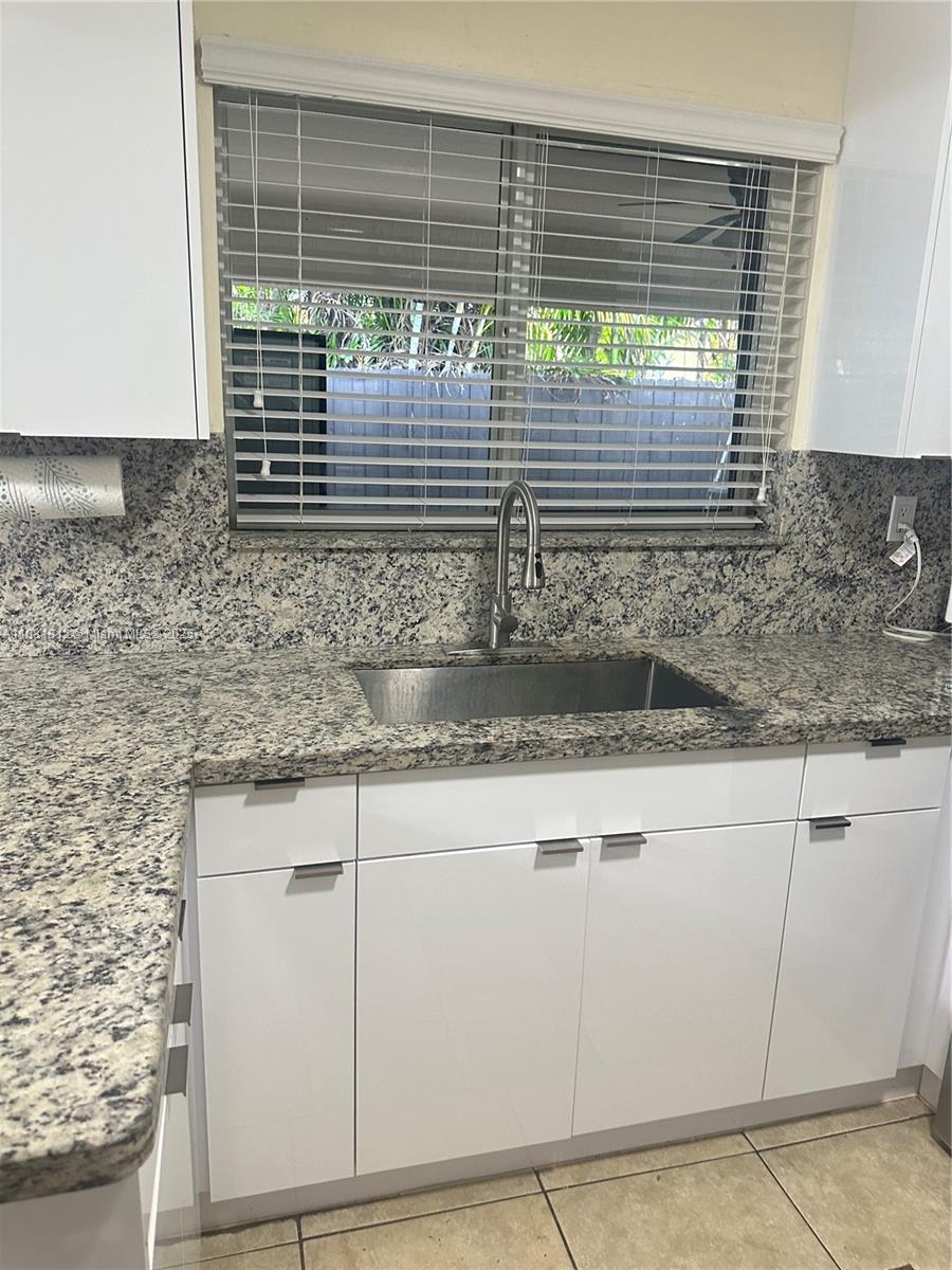 LENA MANOR - Residential Lease