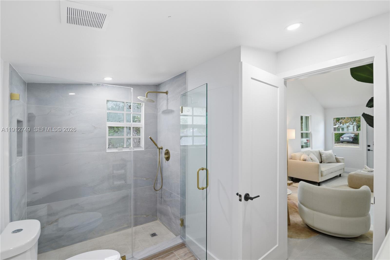 HOWMAR PARK 1ST ADDN - Residential