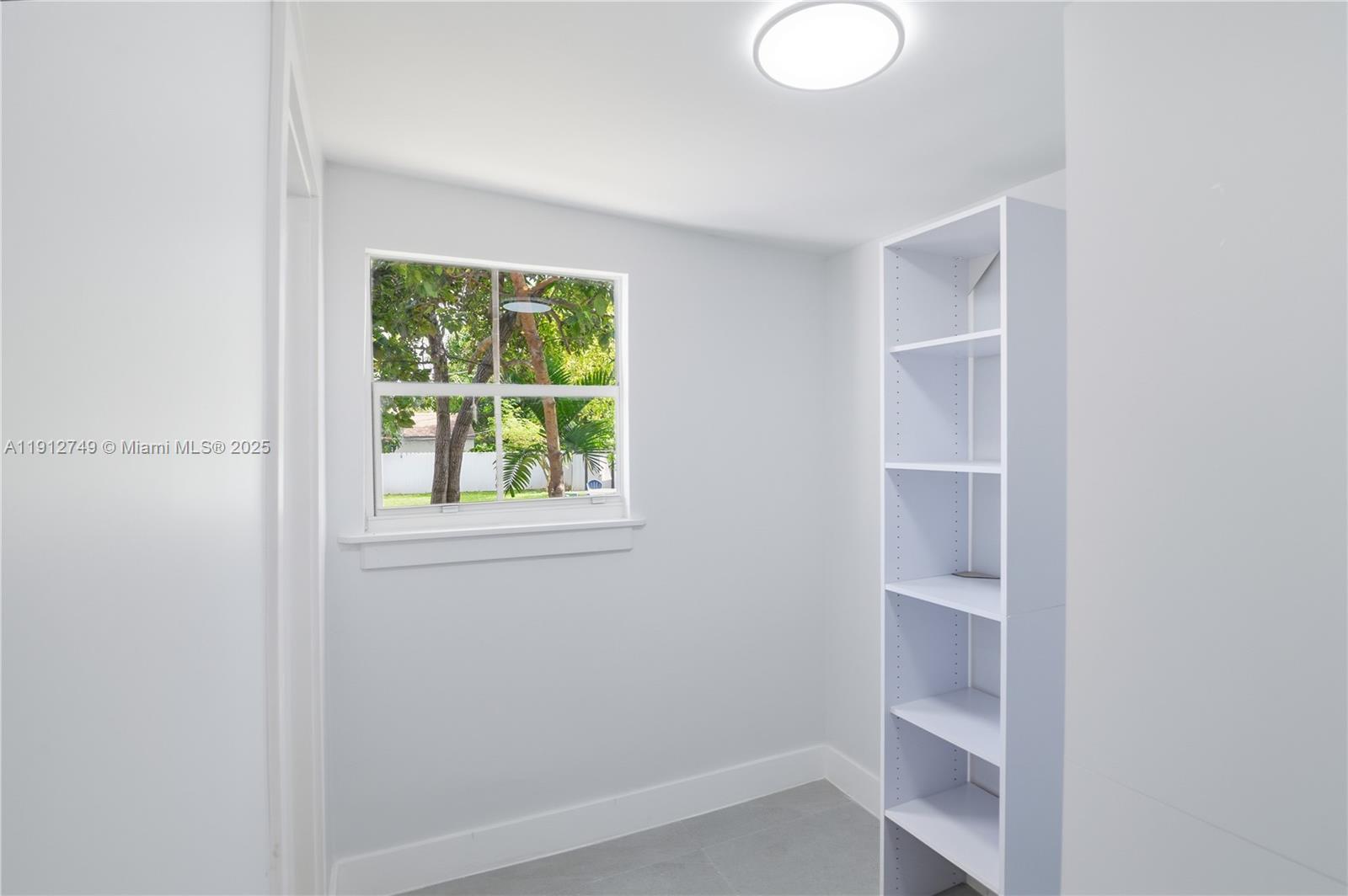 HOWMAR PARK 1ST ADDN - Residential