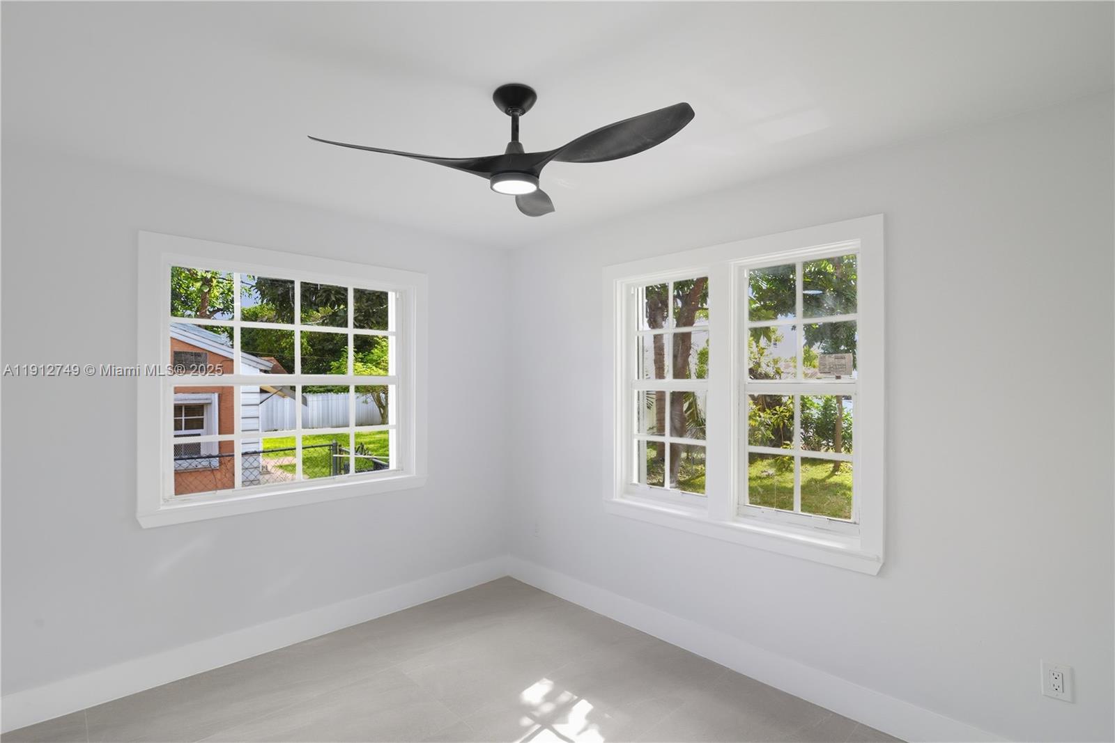 HOWMAR PARK 1ST ADDN - Residential