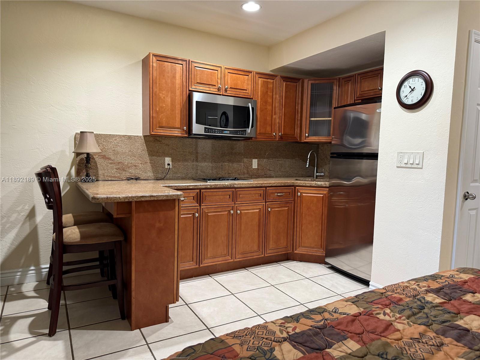 ATLANTIC SHORES DIXIE HIG - Residential Lease