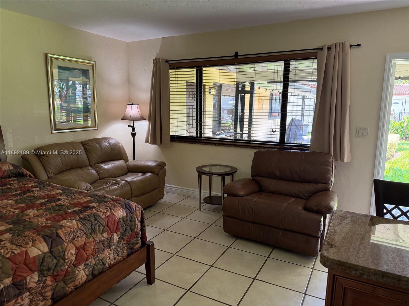 ATLANTIC SHORES DIXIE HIG - Residential Lease