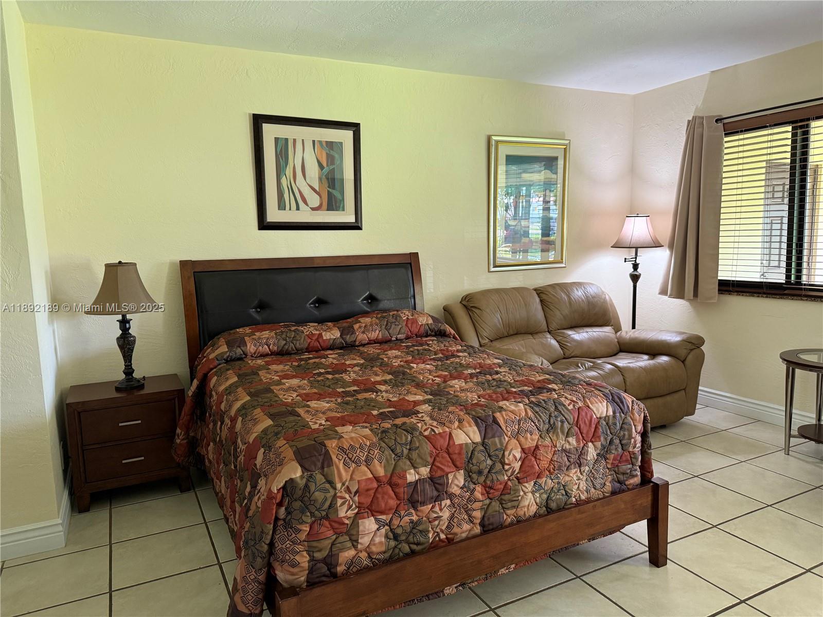 ATLANTIC SHORES DIXIE HIG - Residential Lease