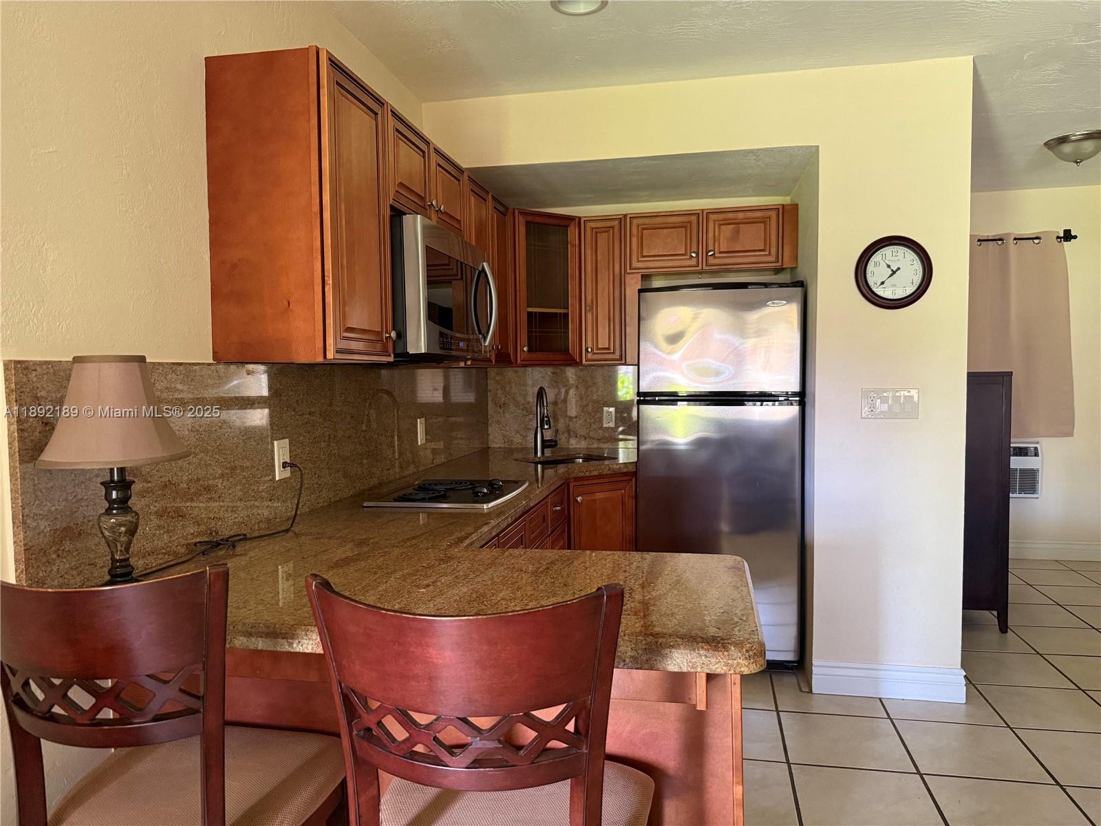 ATLANTIC SHORES DIXIE HIG - Residential Lease