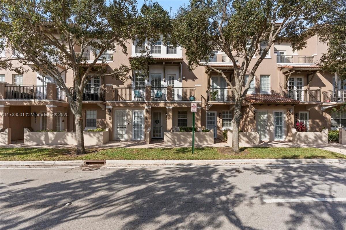 Rental Property at 418 Sw 147th Ave 5009, Pembroke Pines, Miami-Dade County, Florida - Bedrooms: 2 
Bathrooms: 2  - $2,450 MO.