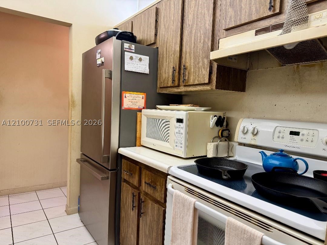 10742 La Placida Dr 8-B1