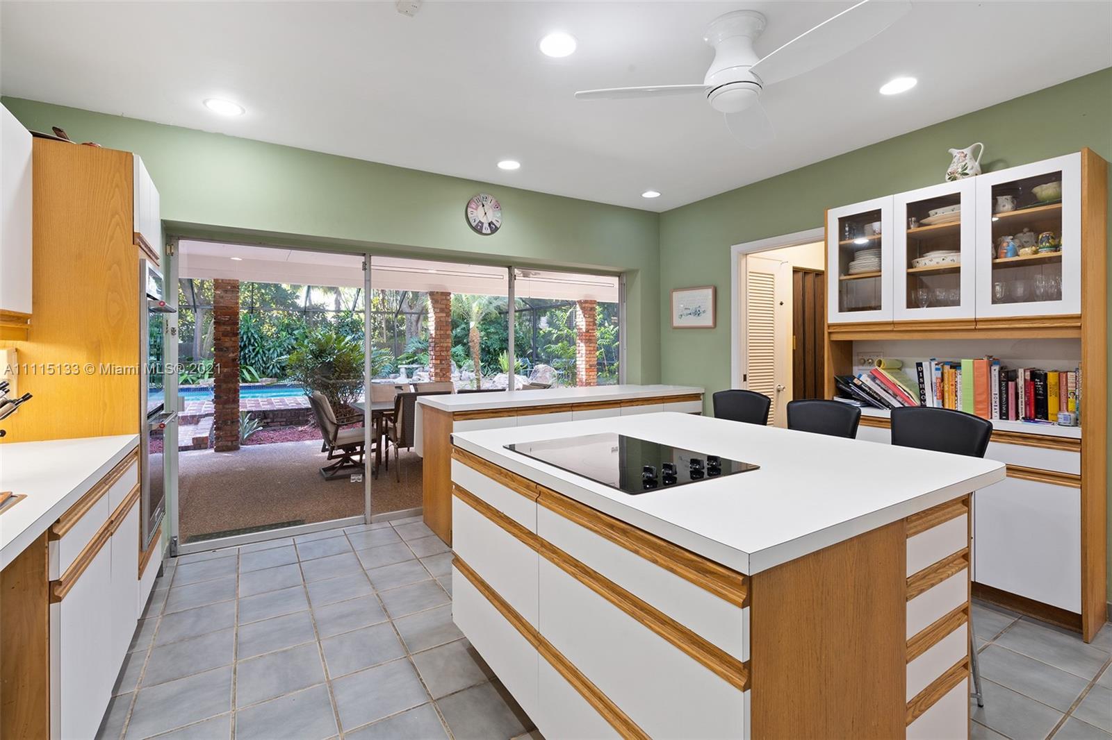 GARDEN MANOR 1ST ADD PB 68 - Residential