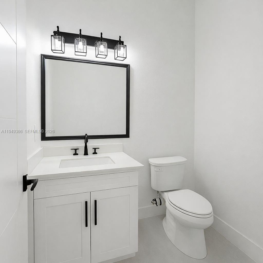 GOLDEN GATE EST U - Residential