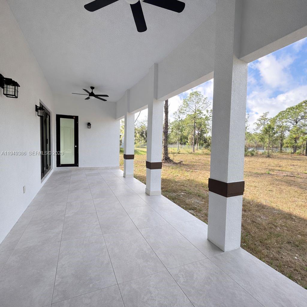 GOLDEN GATE EST U - Residential