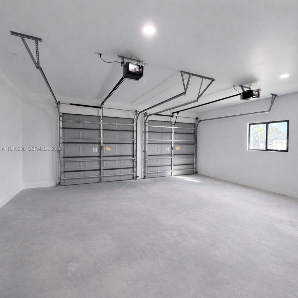 GOLDEN GATE EST U - Residential