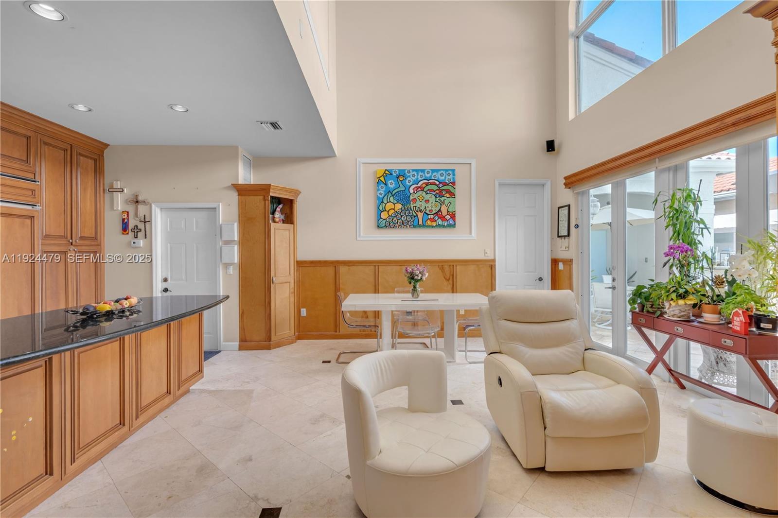 GOLDEN GATE ESTATES & MAR - Residential