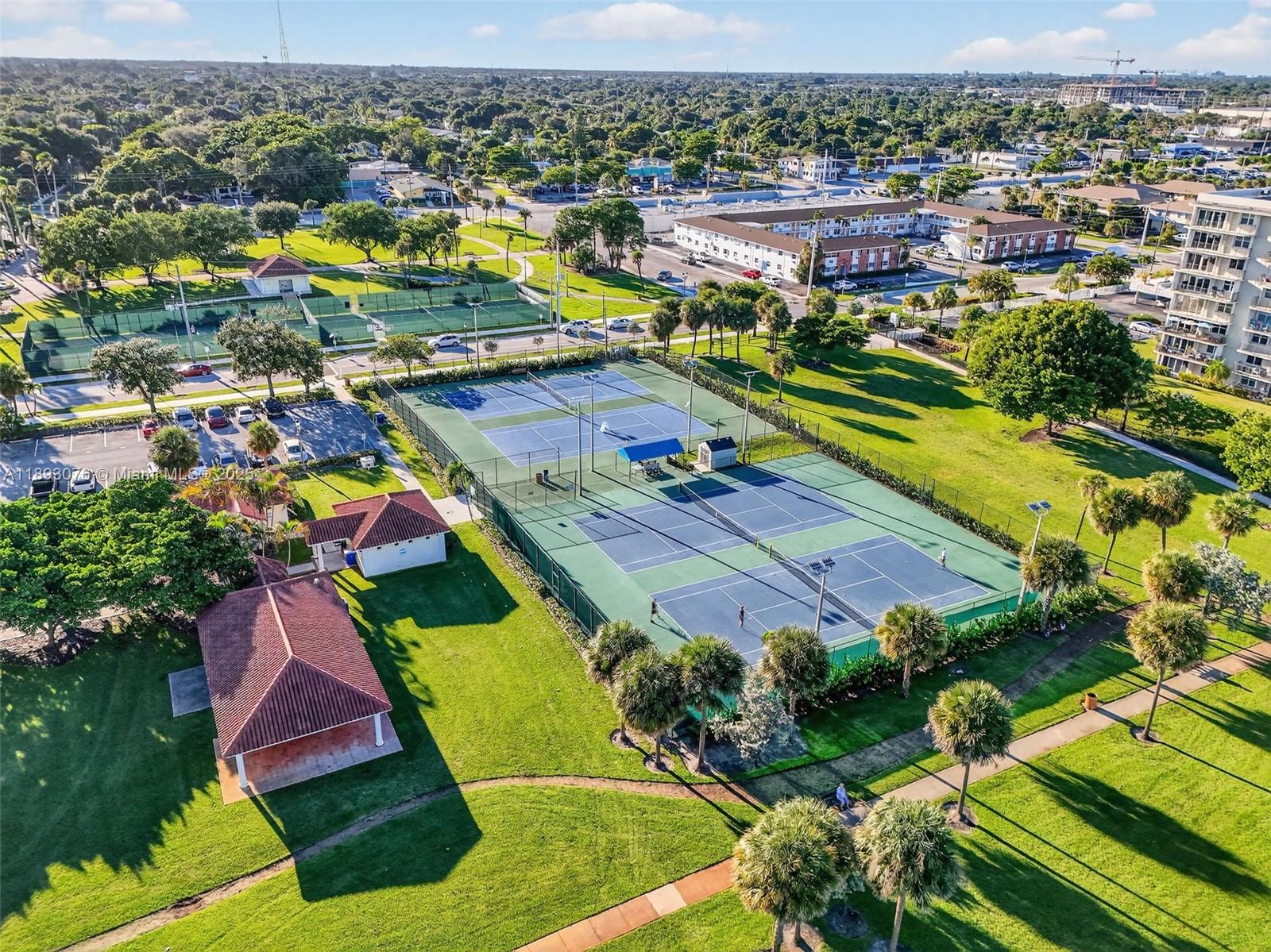 LAKE VIEW CONDO APTS - Residential