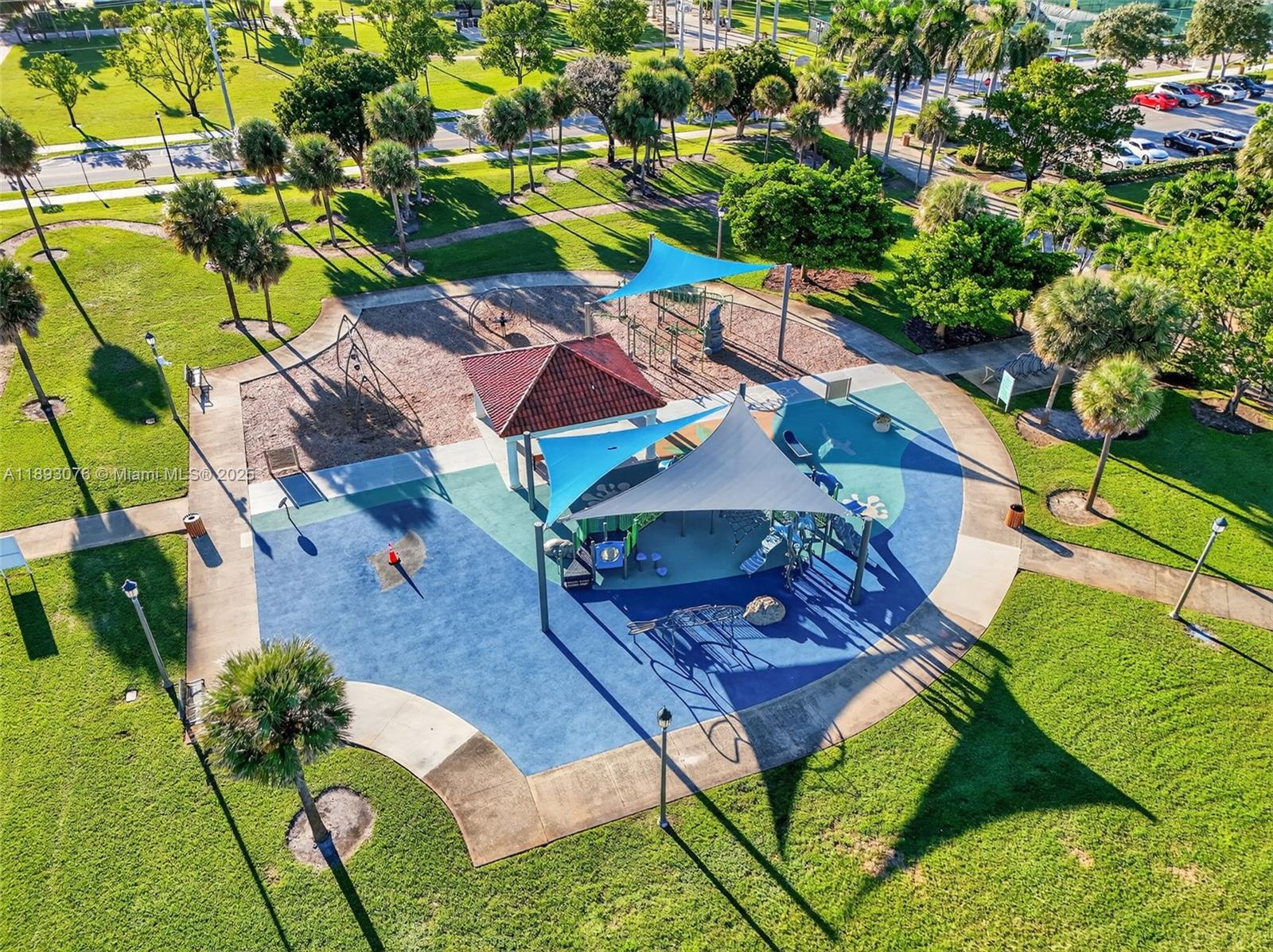 LAKE VIEW CONDO APTS - Residential