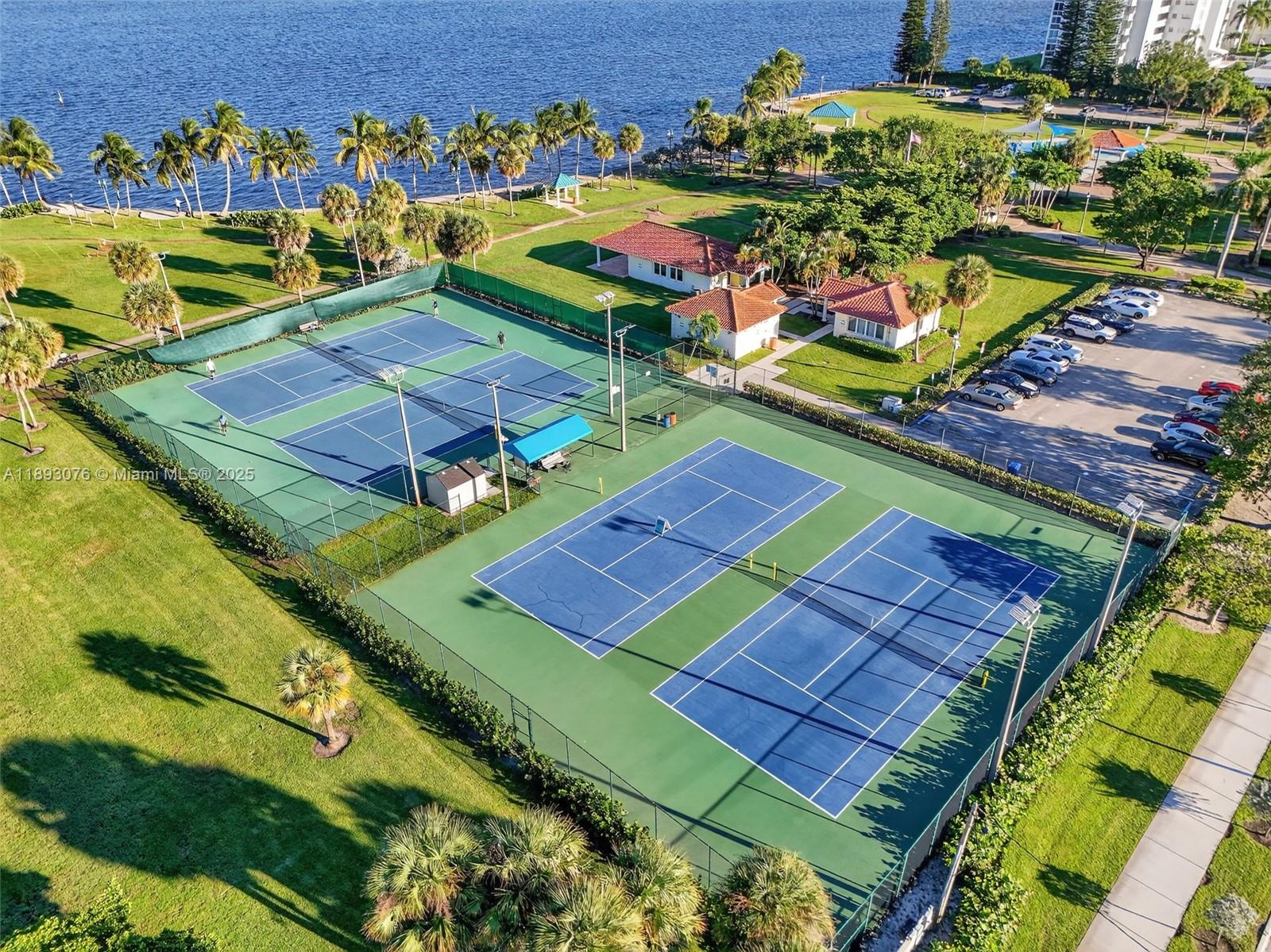 LAKE VIEW CONDO APTS - Residential