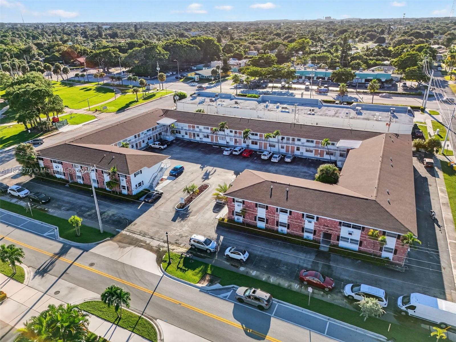 LAKE VIEW CONDO APTS - Residential